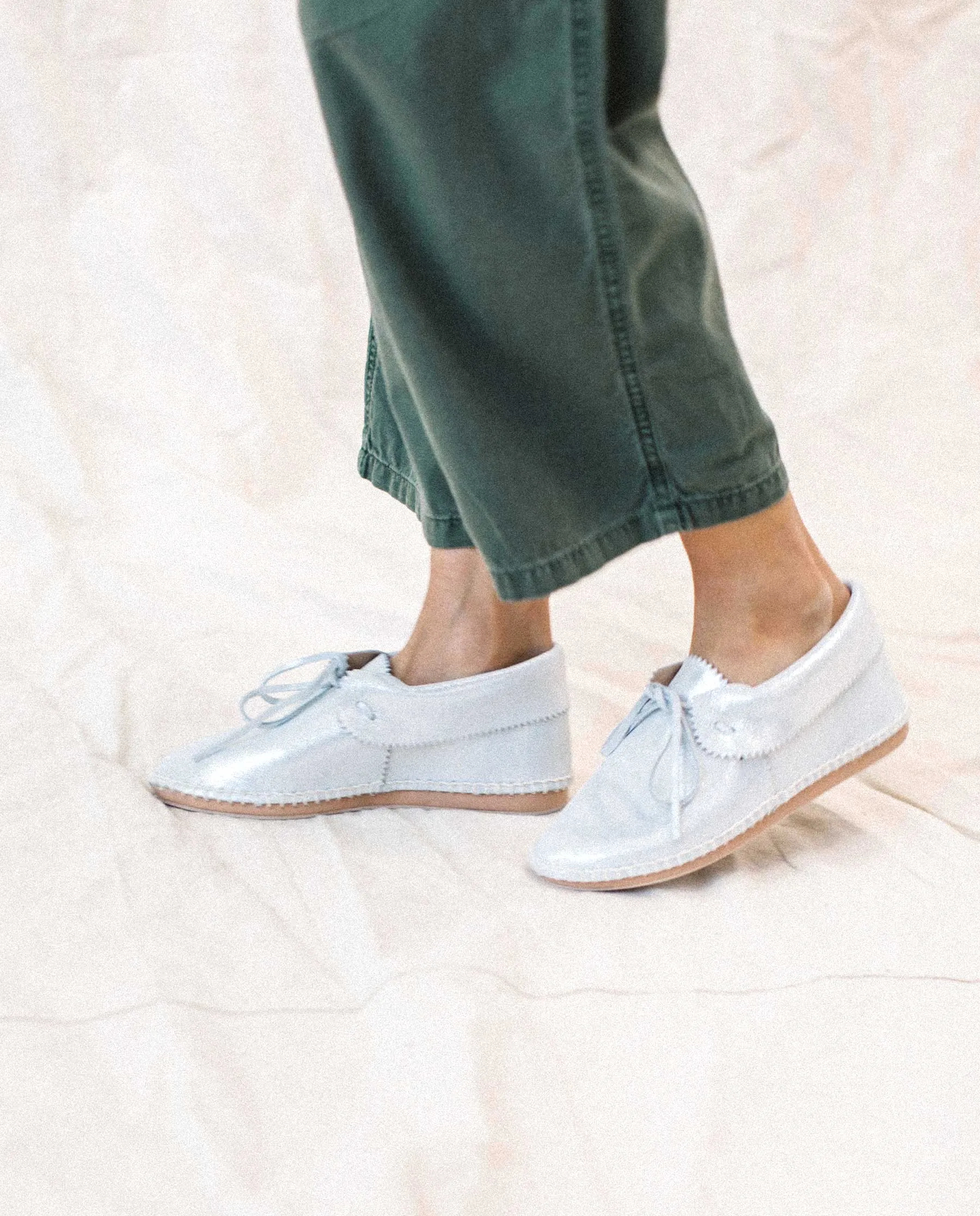 The Canyon Moccasin. -- SILVER DUST sold by THE GREAT.