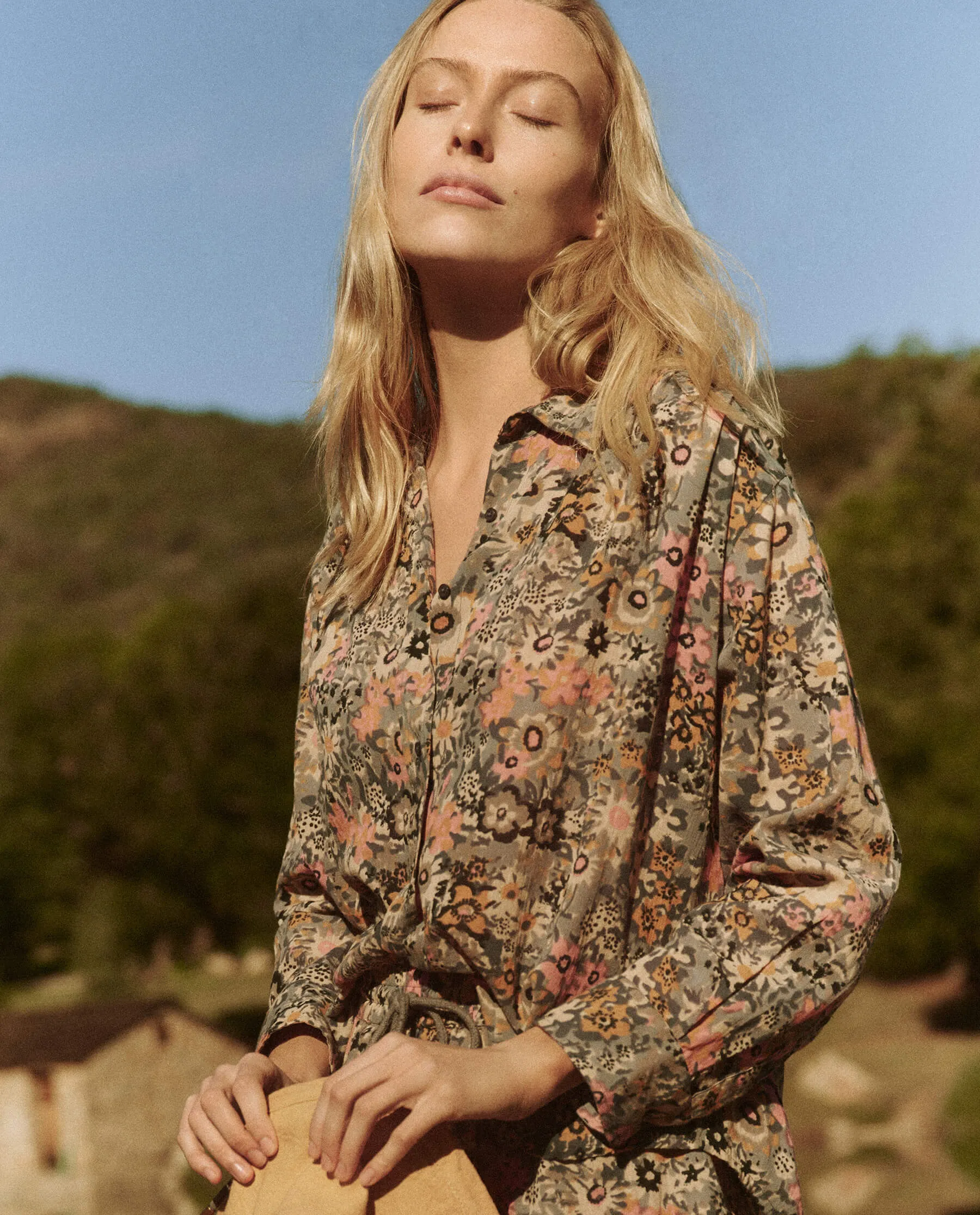 The Cove Shirt. -- Navy Heirloom Floral sold by THE GREAT. product image thumbnail 2