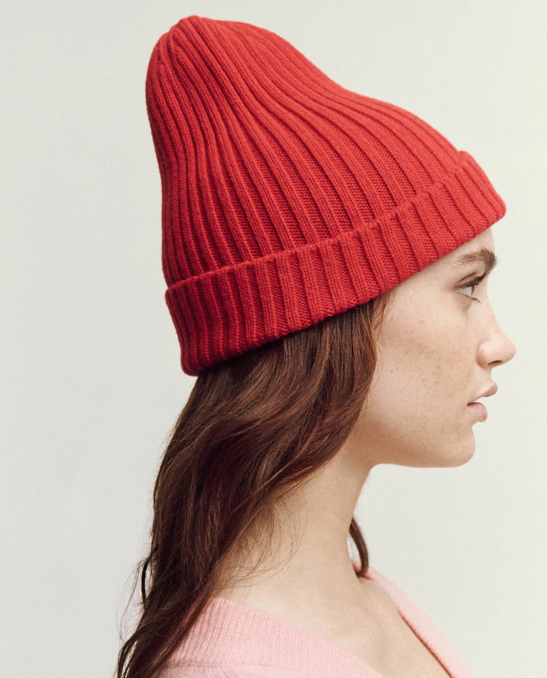 The Cashmere Hat. -- Bright Red sold by THE GREAT. product image thumbnail 5