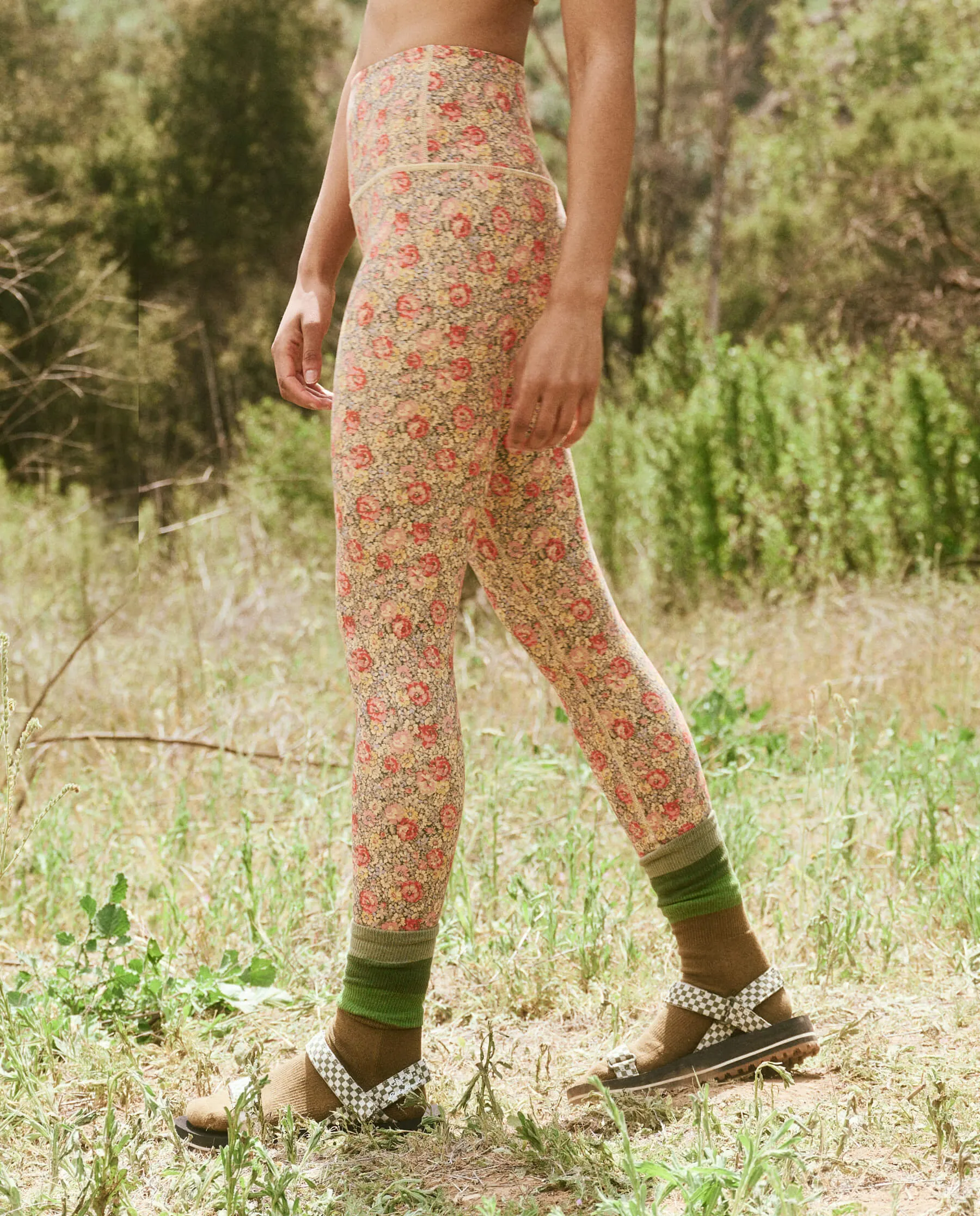 The Great + Eddie Bauer The Hiking Legging. -- Vintage sold by THE GREAT. product image thumbnail 5