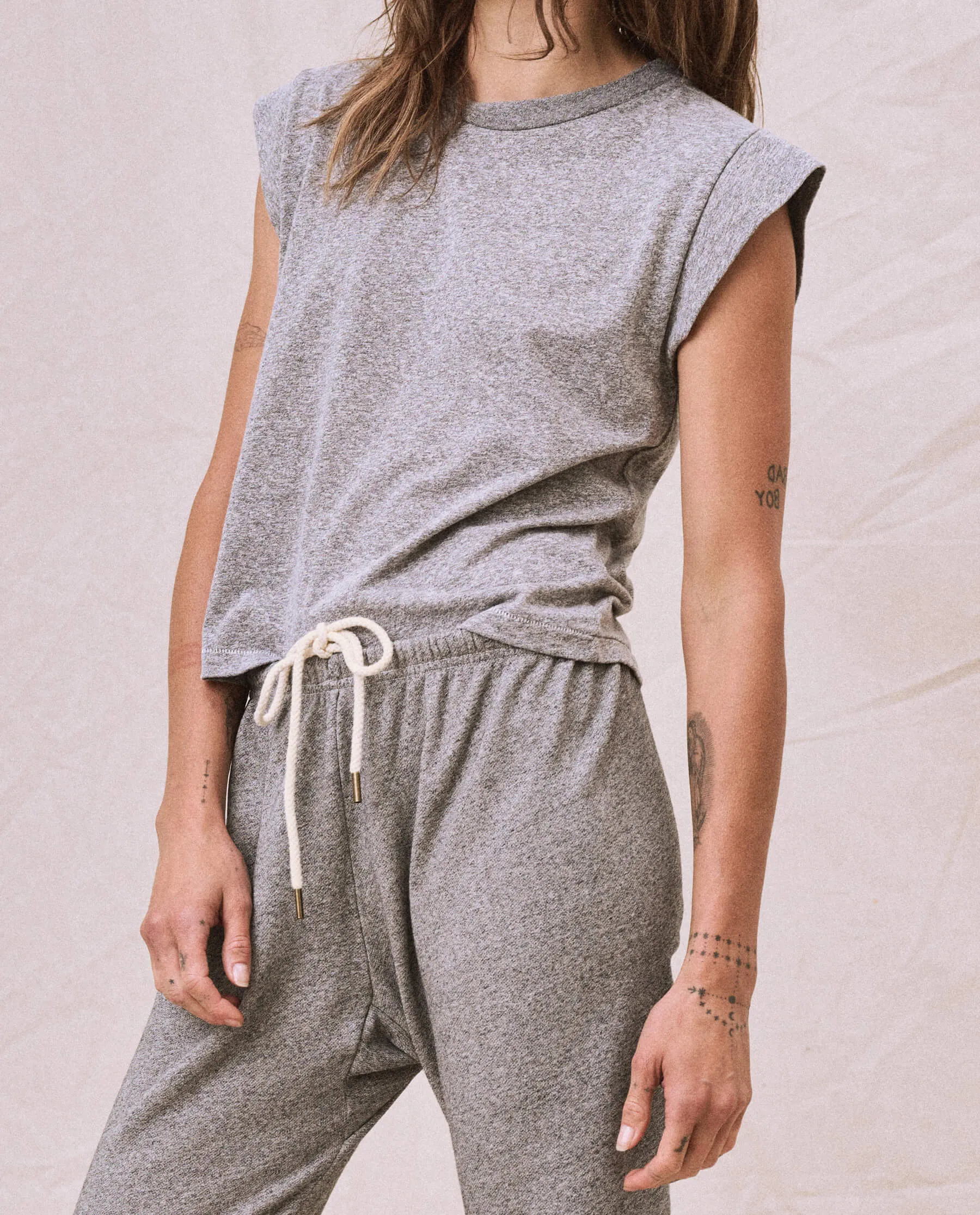 The Peak Shoulder Tee. -- Heather Grey sold by THE GREAT.