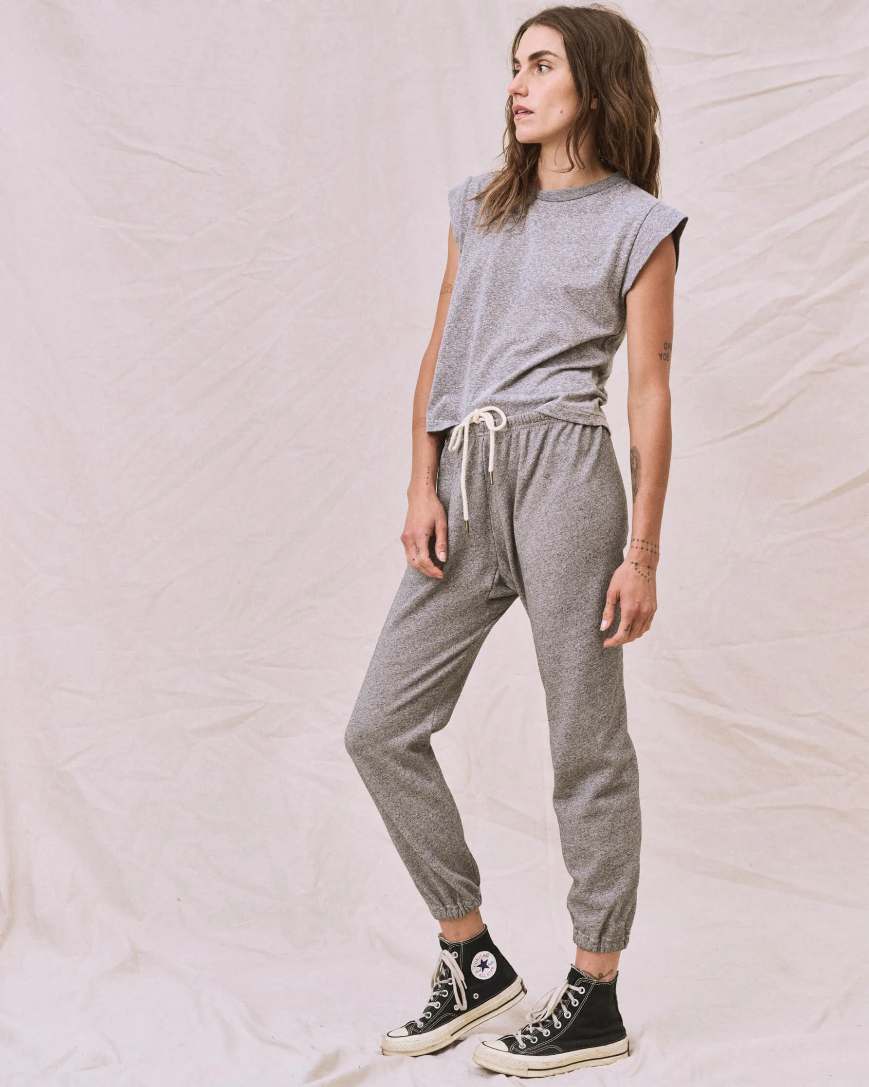 The Peak Shoulder Tee. -- Heather Grey sold by THE GREAT. product image thumbnail 3