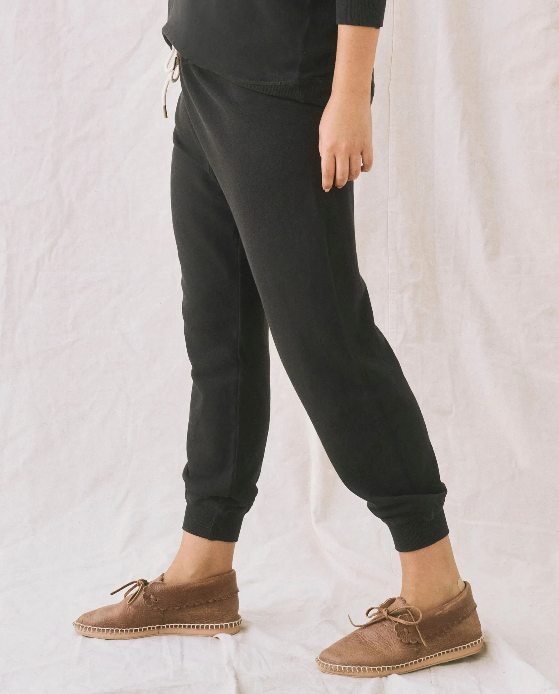 The Cropped Sweatpant. Solid -- Almost Black sold by THE GREAT. product image thumbnail 5