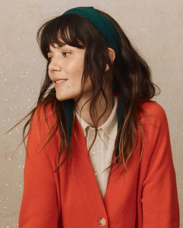 The Cashmere Neckerchief. -- Alpine sold by THE GREAT.