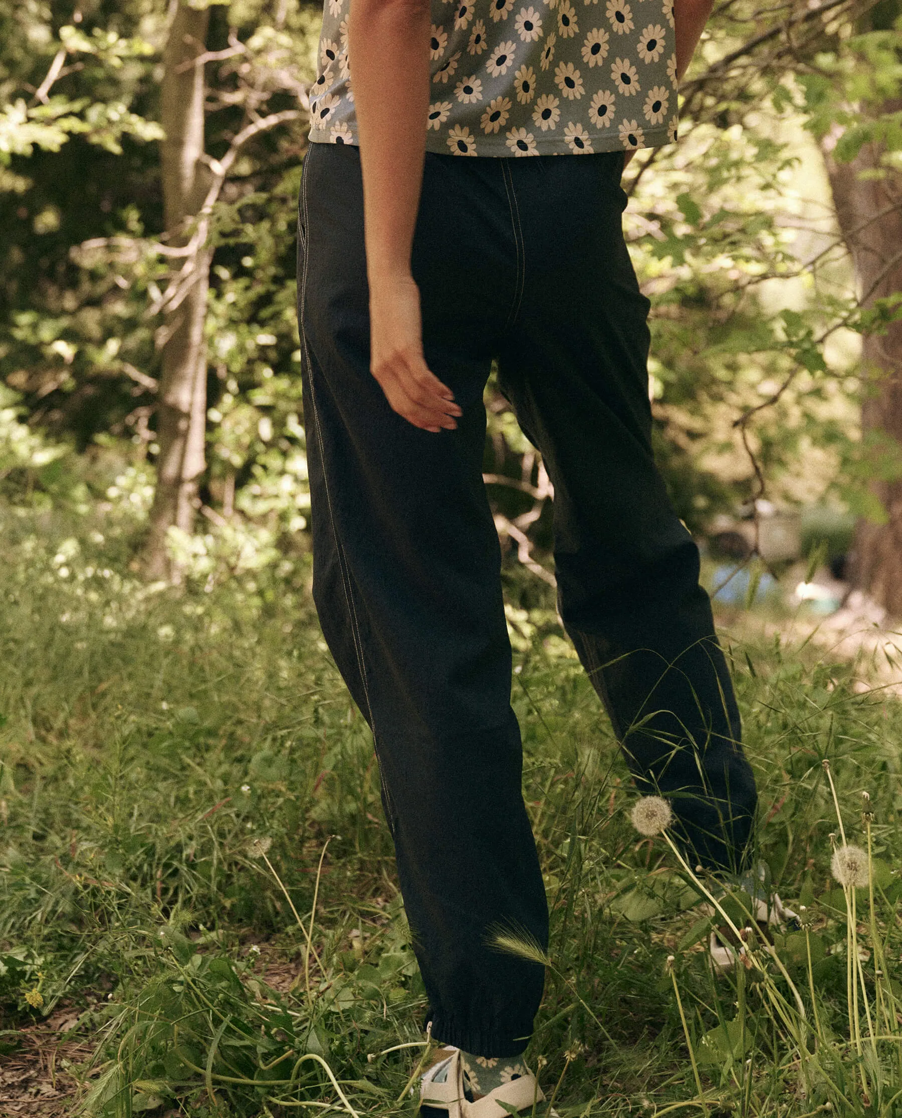 The Trailhead Pant. -- Navy sold by THE GREAT. product image thumbnail 2