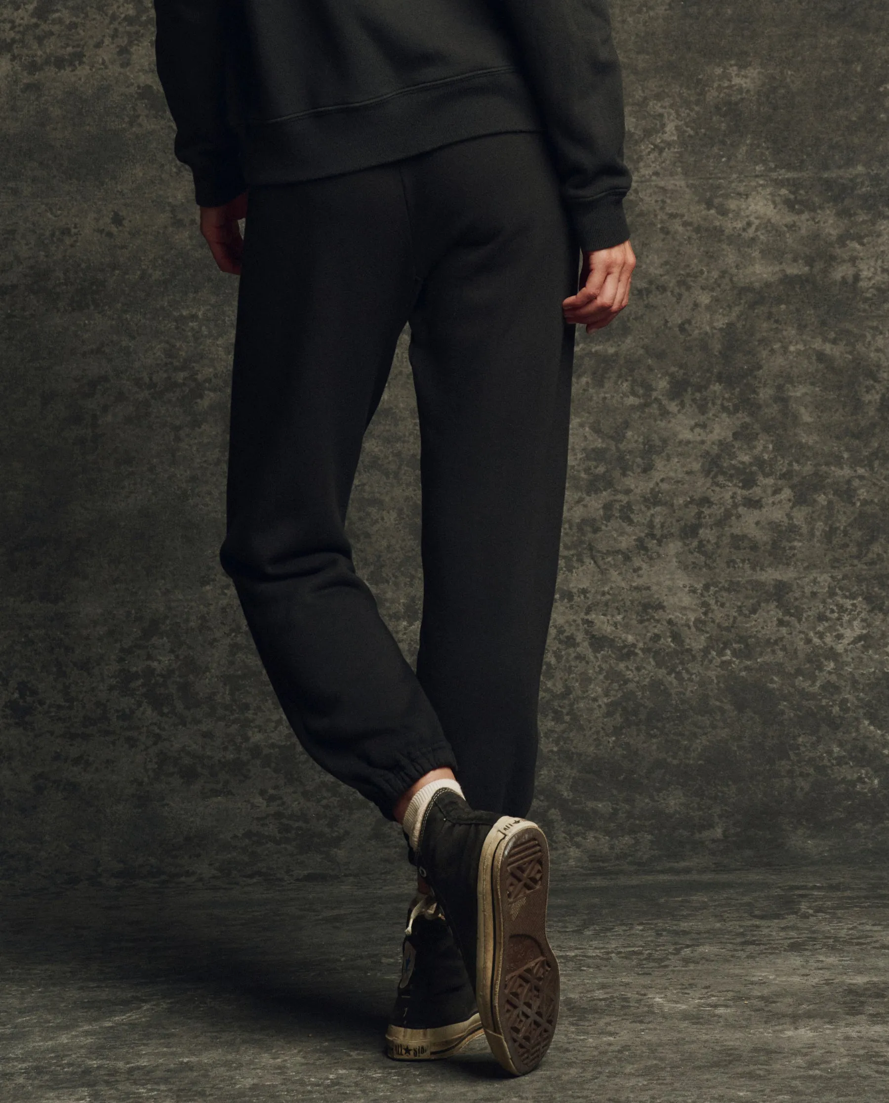 The Fleece Stadium Sweatpant. Solid -- Almost Black sold by THE GREAT. product image thumbnail 2