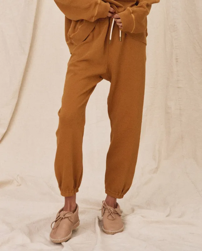 The Stadium Sweatpant. Solid -- Cider sold by THE GREAT.