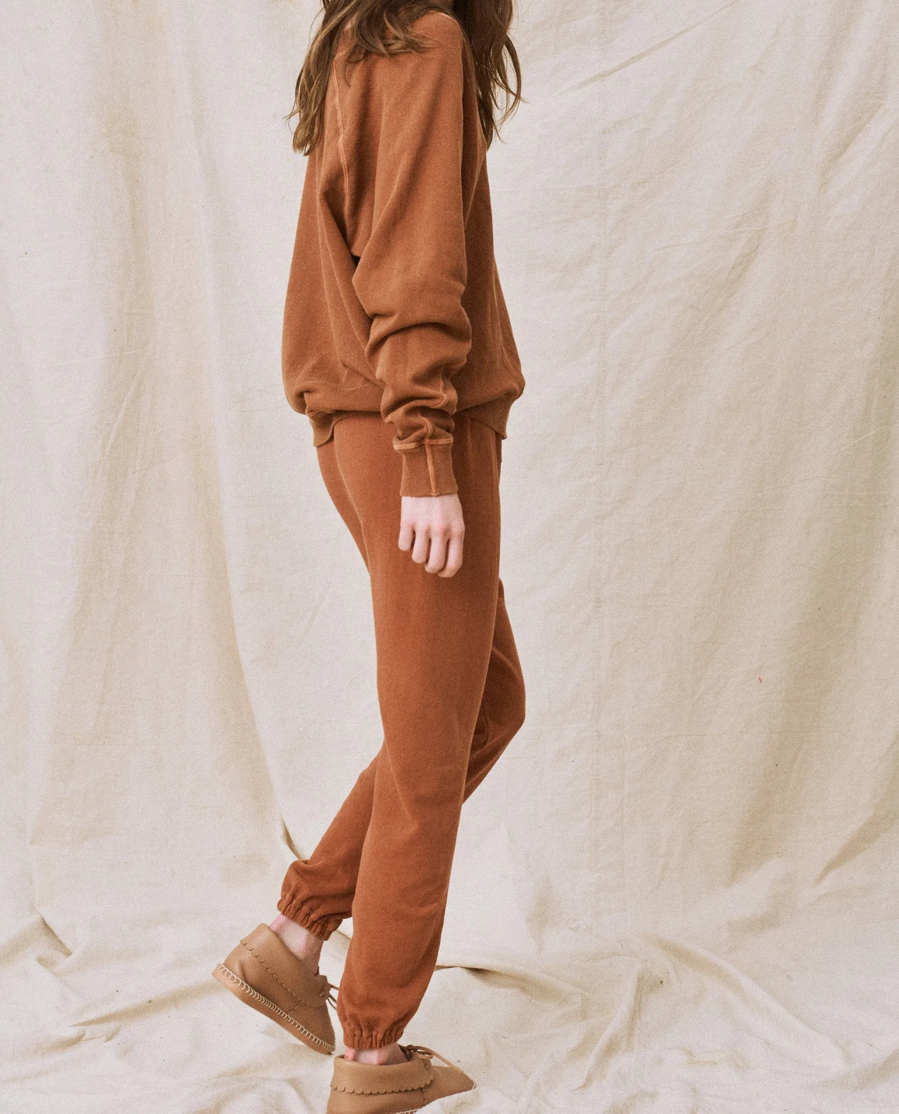 The Stadium Sweatpant. Solid -- Rust sold by THE GREAT. product image thumbnail 4