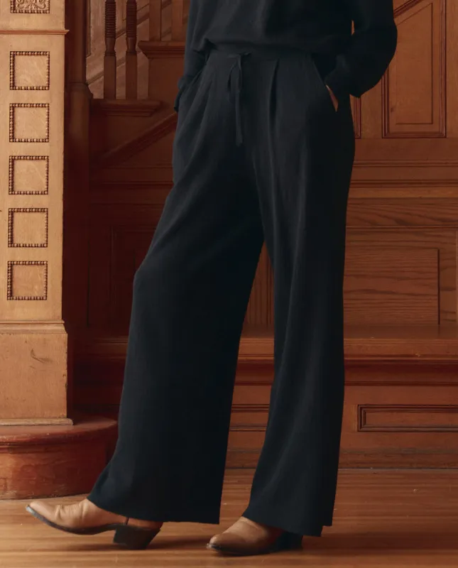 The Relaxed Trouser Pant. -- Black sold by THE GREAT.
