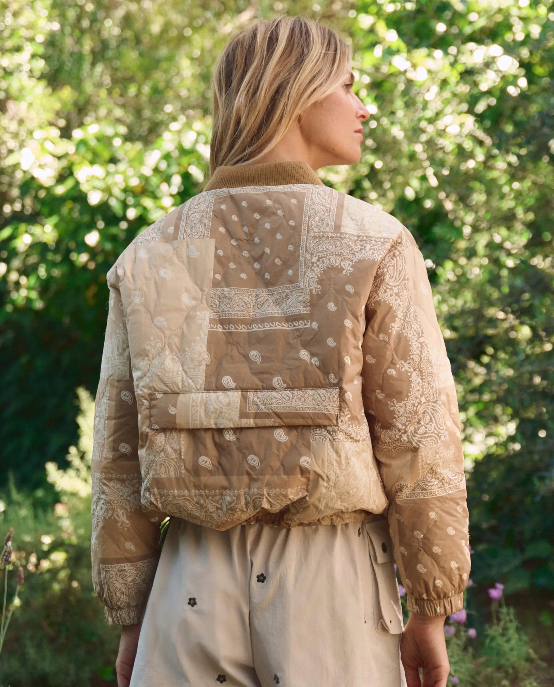 The Reversible Ultra Light Puffer. -- Khaki Bandana With Cream sold by THE GREAT. product image thumbnail 5