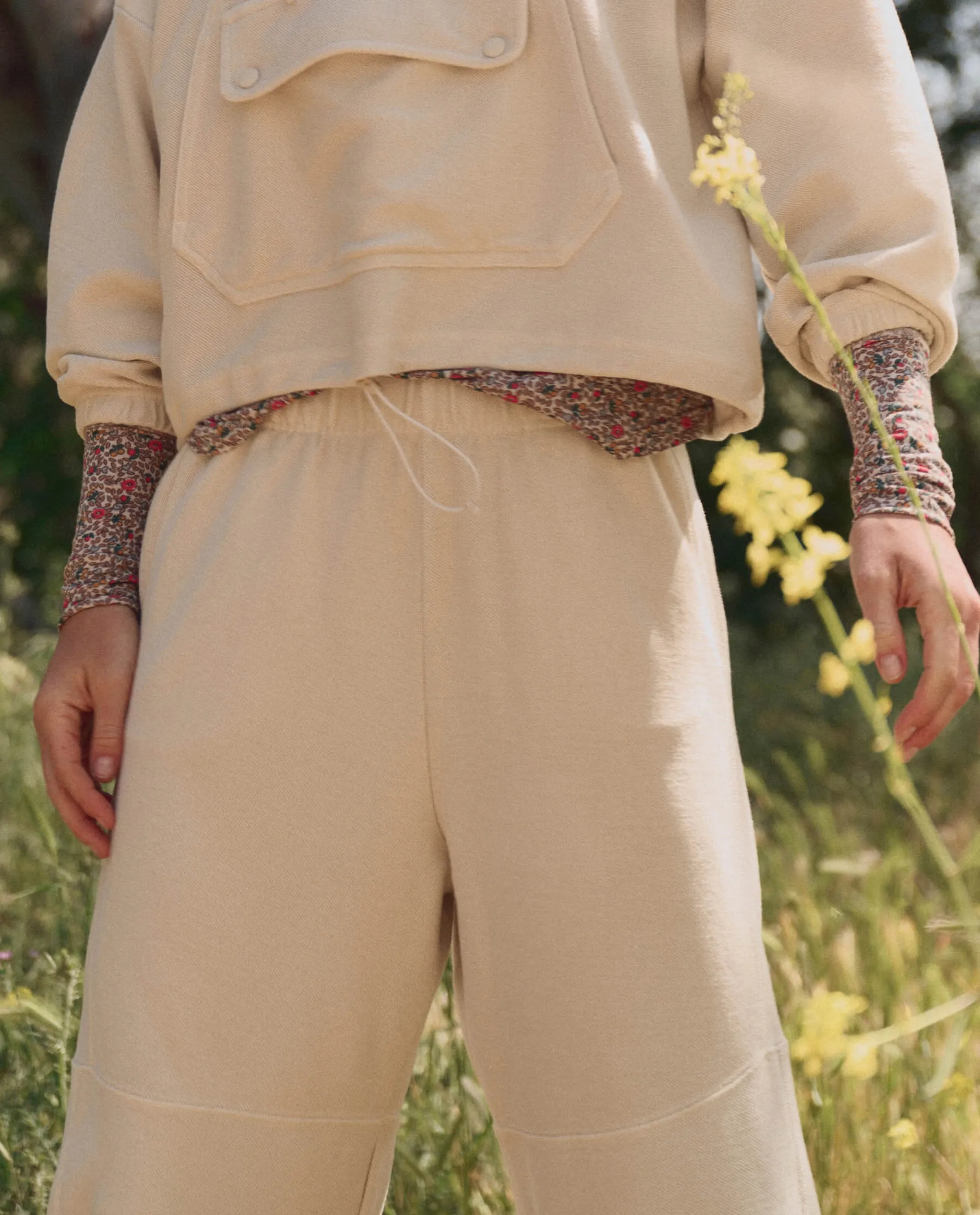 The Roam Sweatpant. -- Oatmilk sold by THE GREAT. product image thumbnail 2