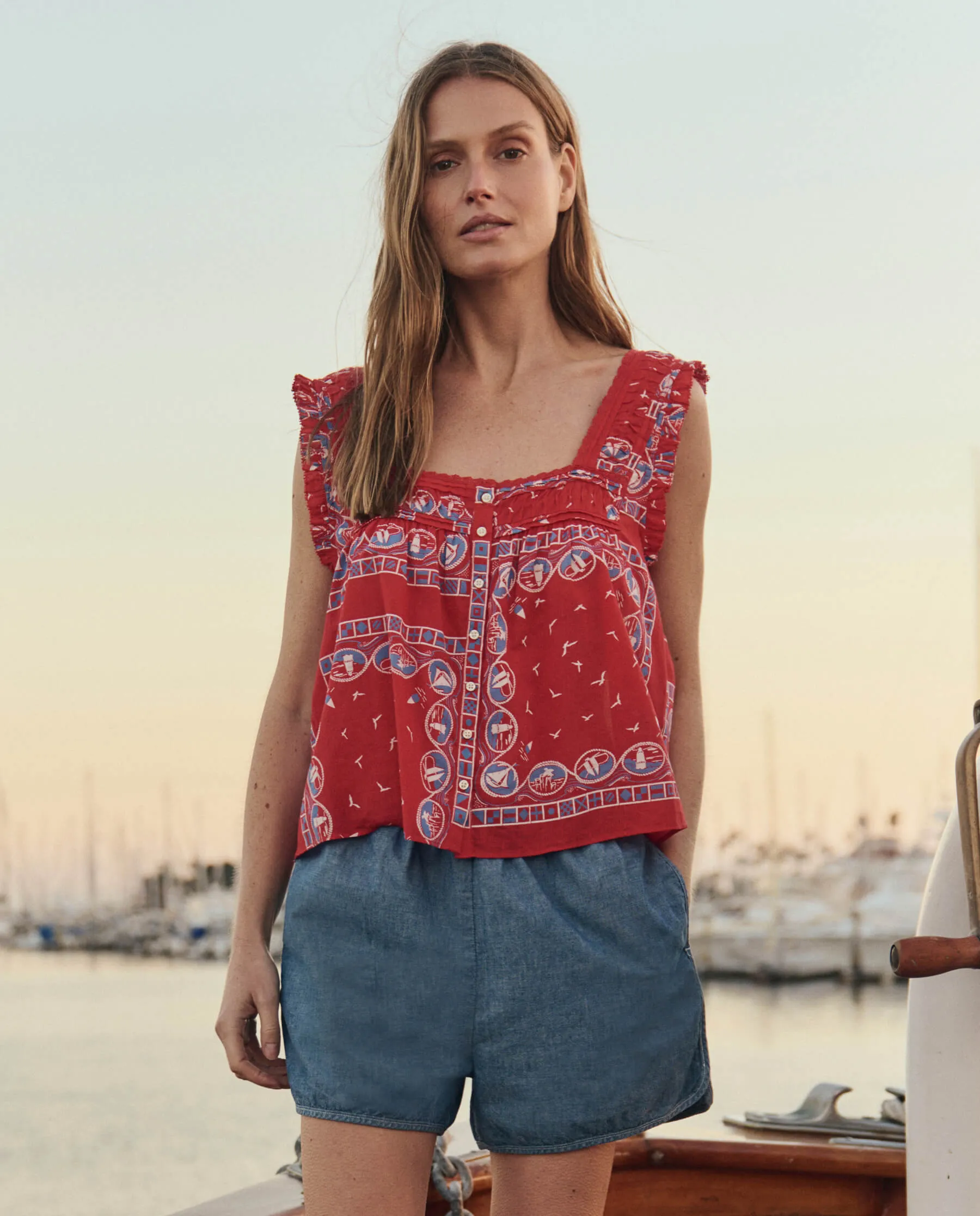 The Dolphin Short. -- Shoreline Wash sold by THE GREAT. product image thumbnail 4