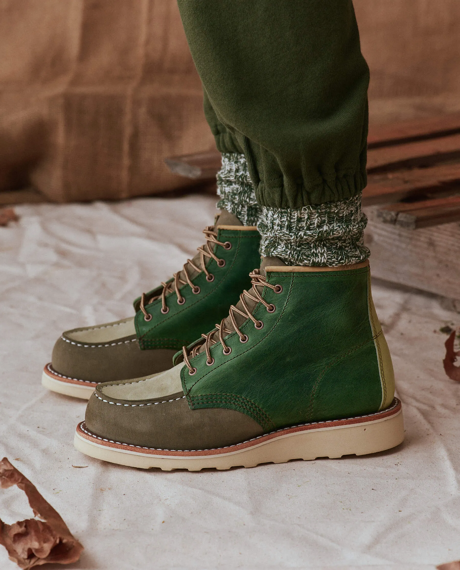 The Red Wing Heritage Boot. -- Army Green Colorblock | Parallel