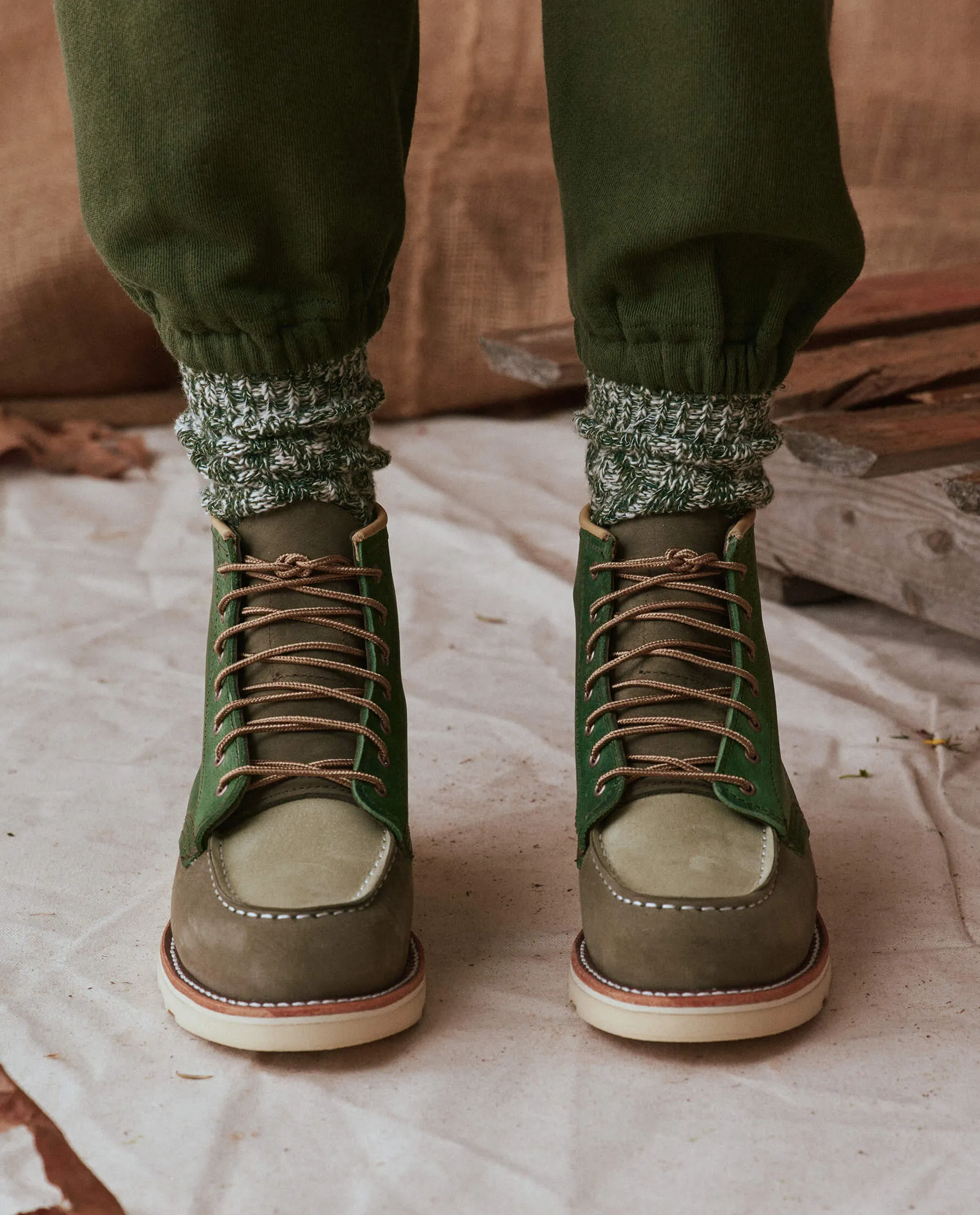 The Red Wing Heritage Boot. -- Army Green Colorblock | Parallel