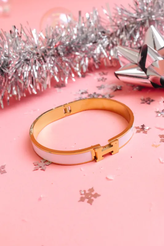 Hot To Go Bracelet - White made by The Impeccable Pig