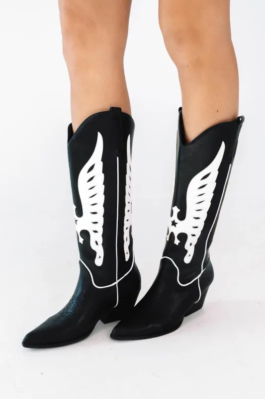 MODEL SAMPLE Billini Zeke Boots - Black made by Billini