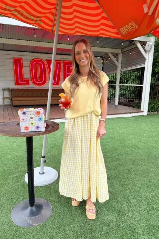 Big Squeeze Midi Dress - Yellow made by entro