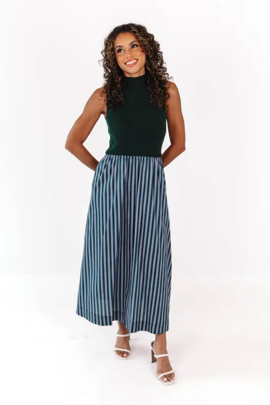 Corner Cafe Midi Dress - Green made by entro