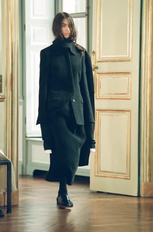 :: Winter 2022 :: Look 25 sold by The Row