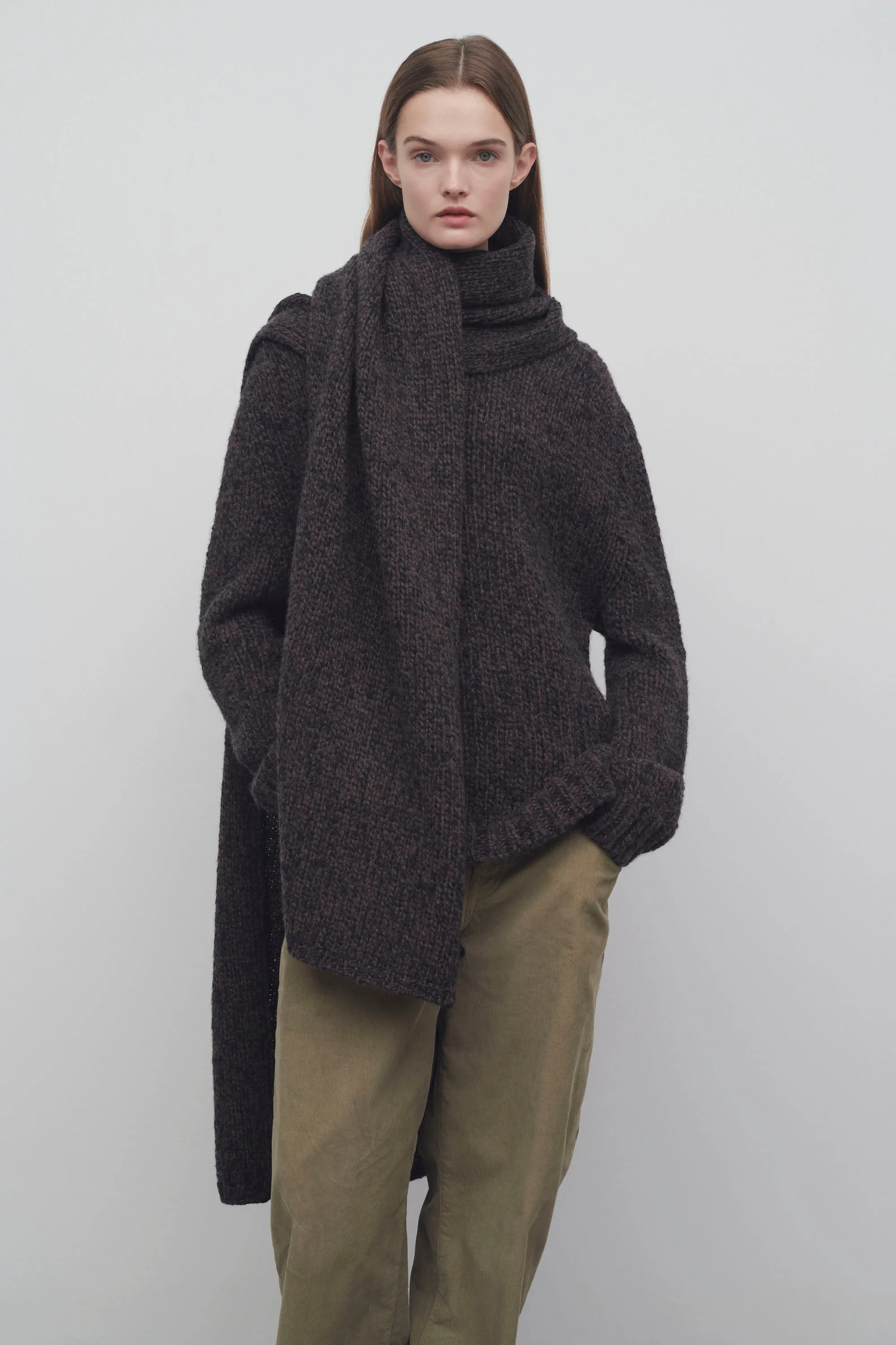 Hobe Scarf in Cashmere sold by The Row product image thumbnail 3