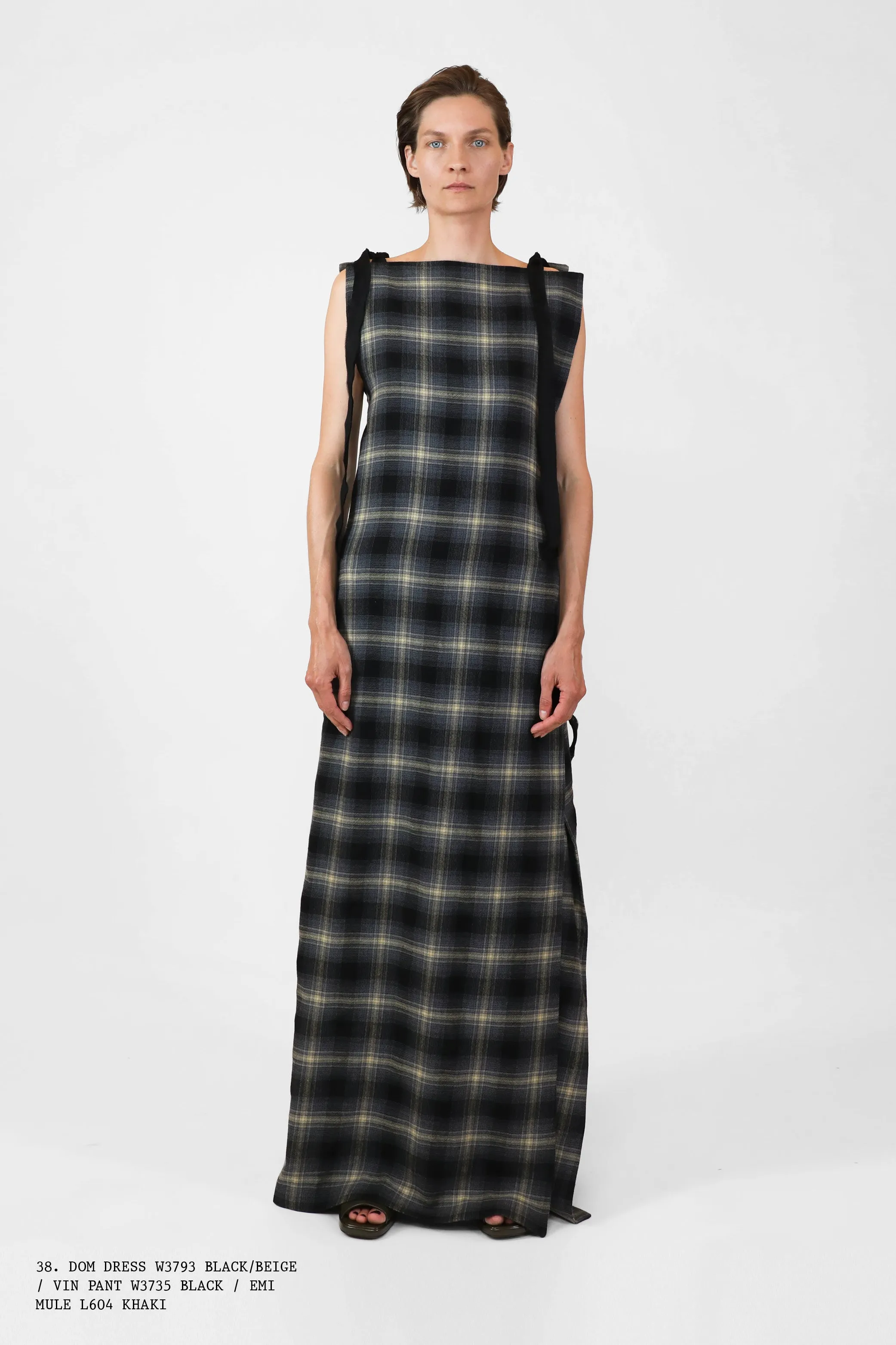 :: Spring 2025 :: Look 38 sold by The Row