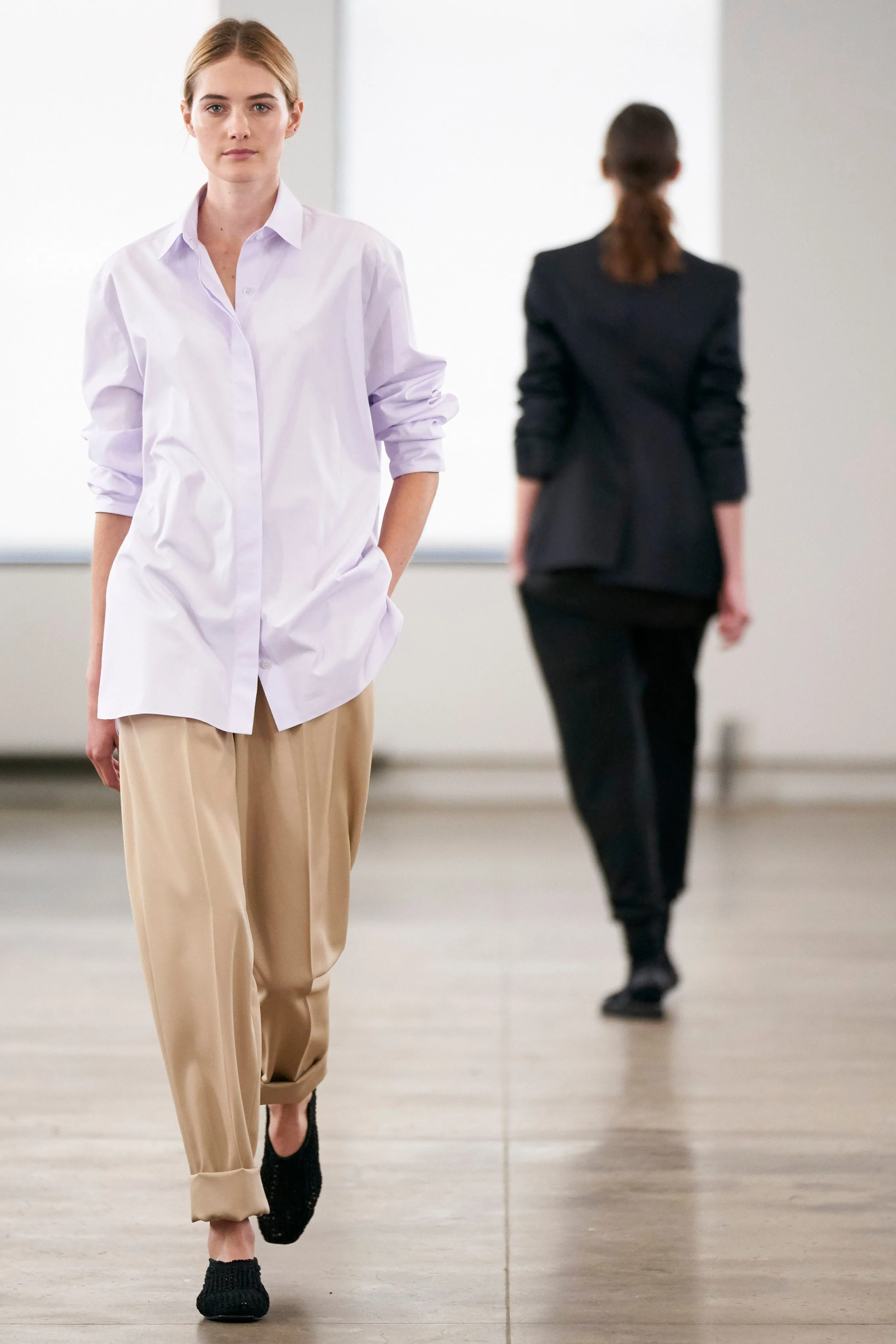 :: Women's Spring 2020 :: Look 18 sold by The Row