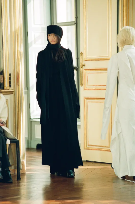 :: Winter 2022 :: Look 37 sold by The Row