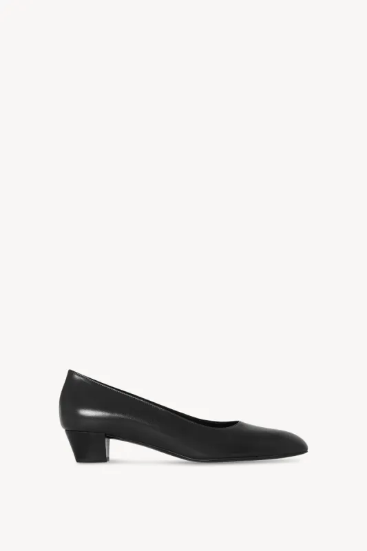 Luisa Pump 35 in Leather made by The Row