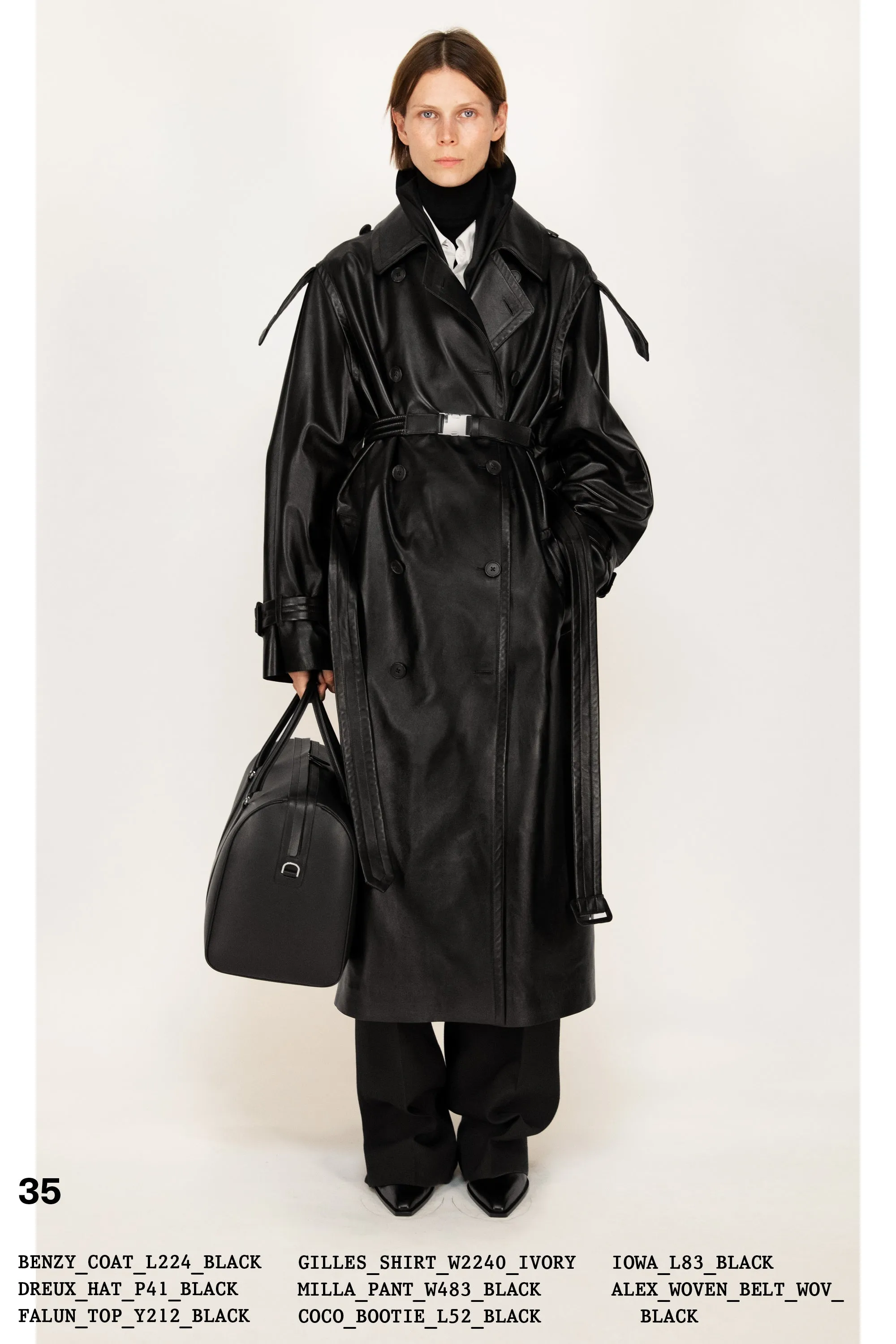 :: Fall 2022 :: Look 35 sold by The Row