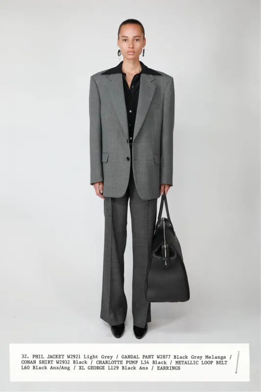 :: Spring 2024 :: Look 32 sold by The Row