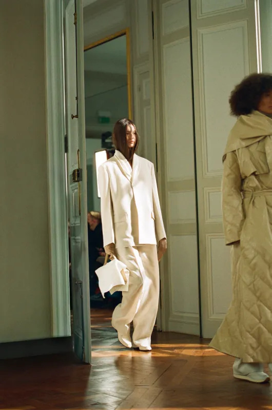 :: Winter 2022 :: Look 18 sold by The Row