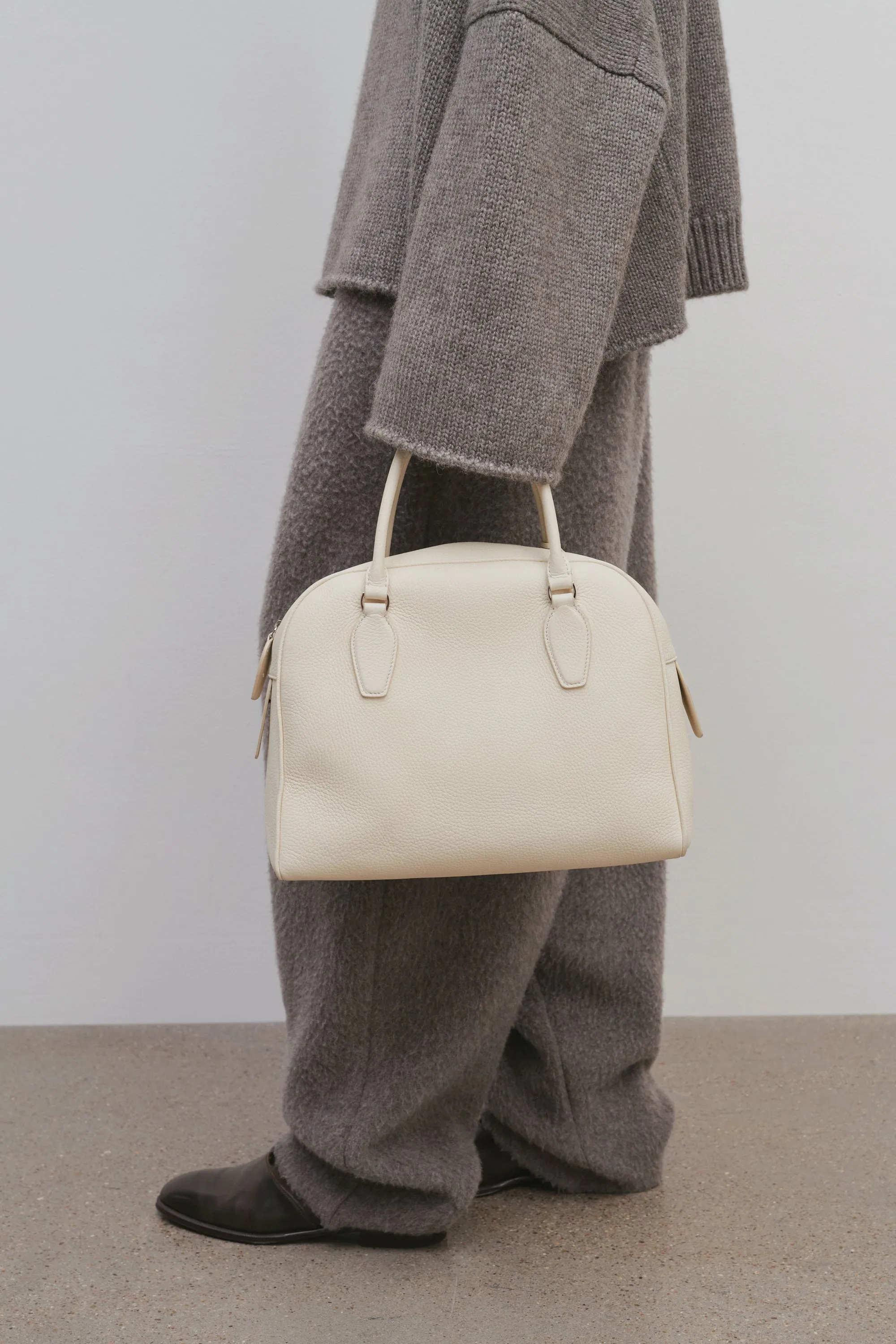 India 12.00 Bag in Leather sold by The Row product image thumbnail 4