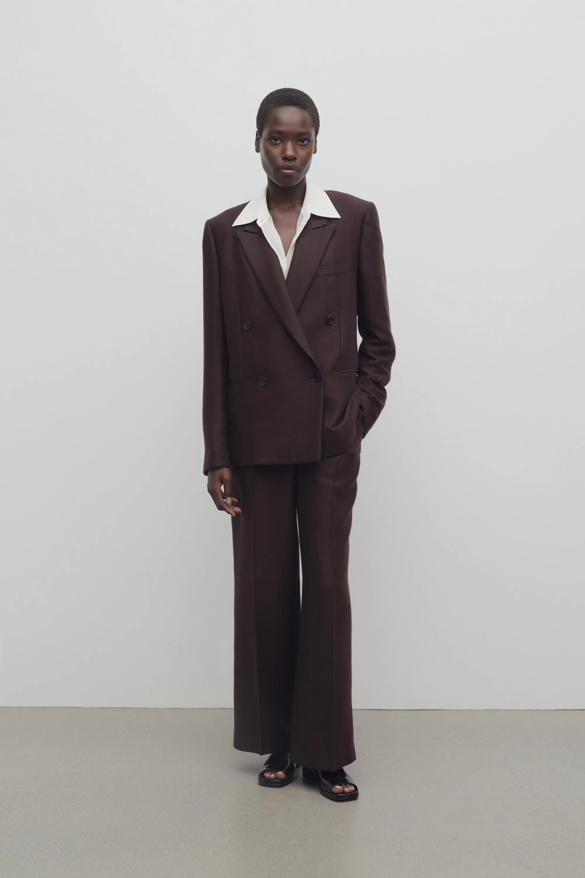 Noxy Pant in Cashmere and Silk sold by The Row product image thumbnail 3