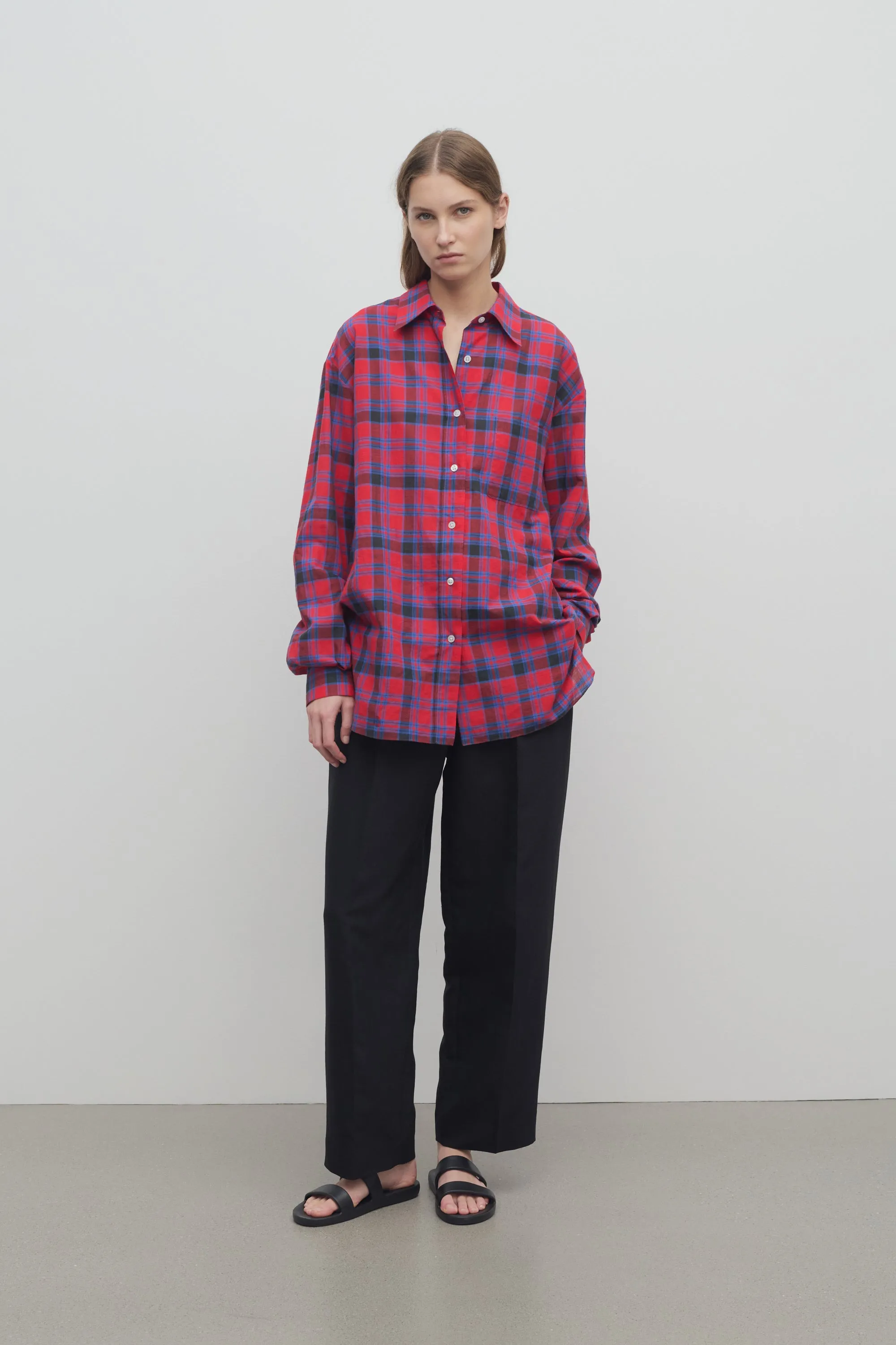 Lilas Pant in Wool and Linen sold by The Row product image thumbnail 3