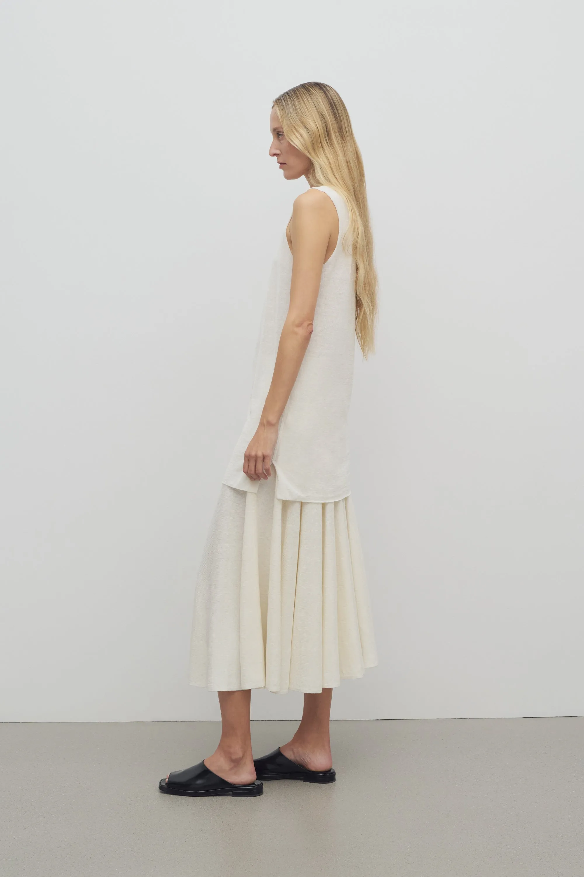 Jaliah Skirt in Cotton and Linen sold by The Row product image thumbnail 4