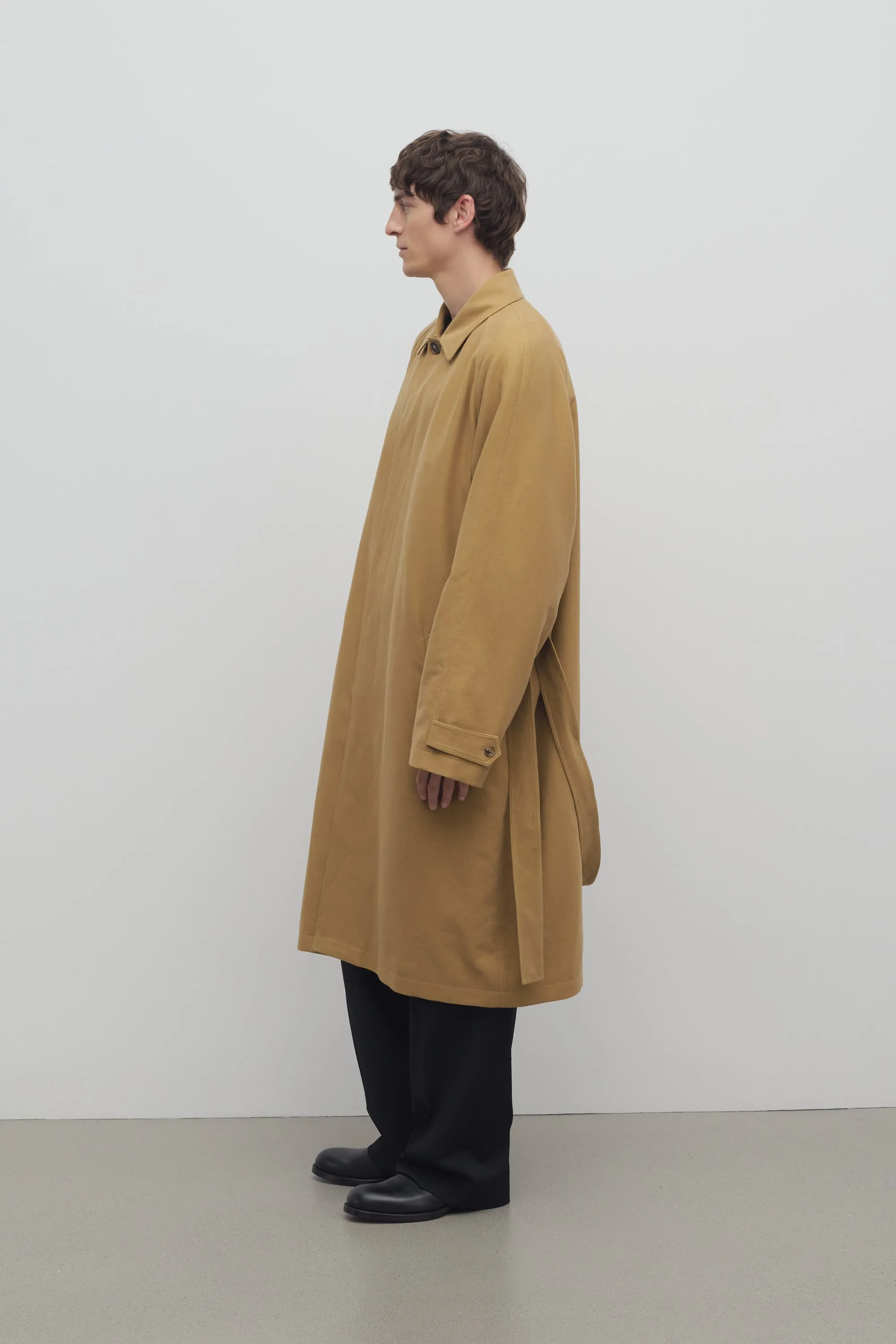 Everset Coat in Cotton and Cashmere sold by The Row product image thumbnail 5