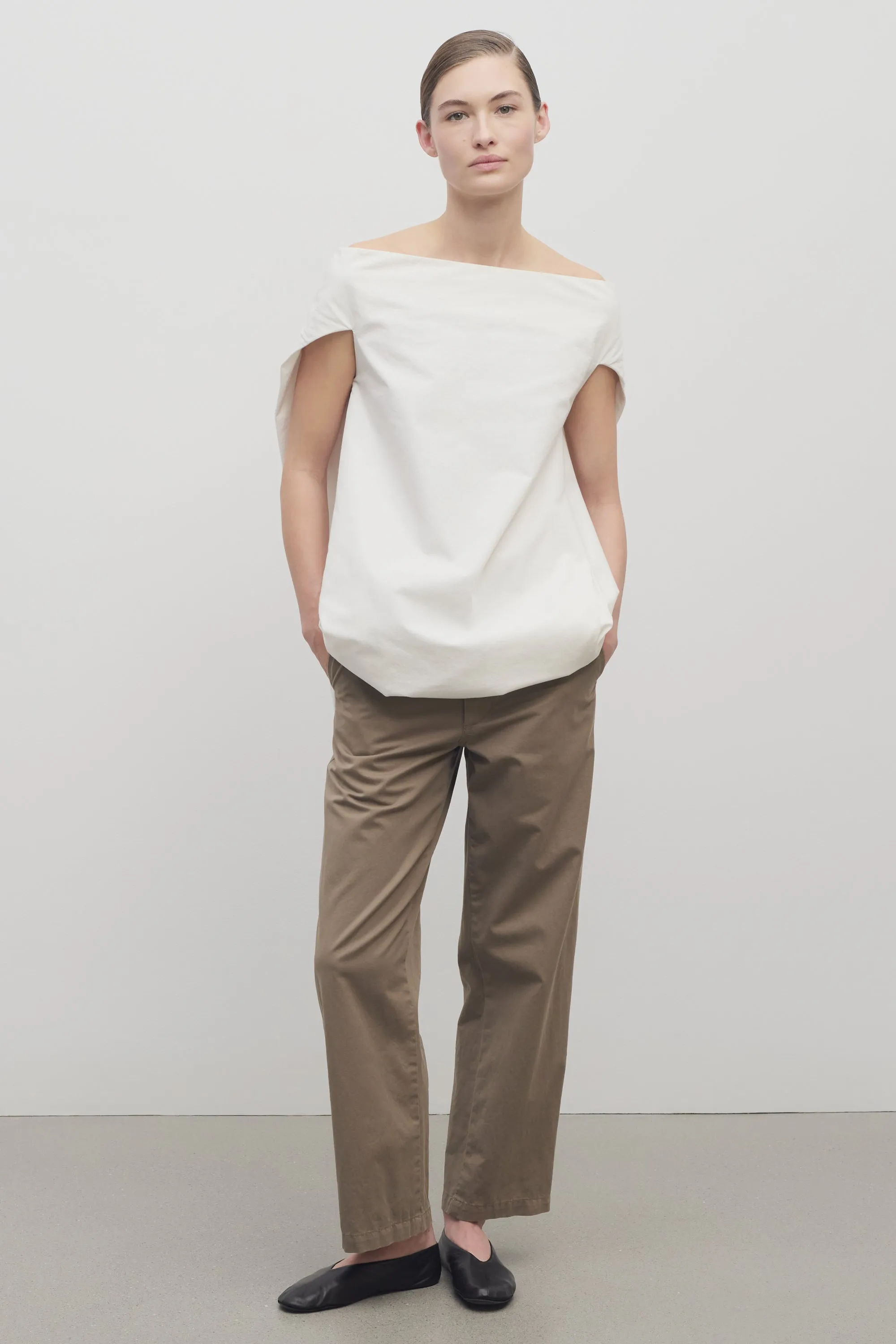 Zalenka Pant in Cotton and Cashmere sold by The Row product image thumbnail 3