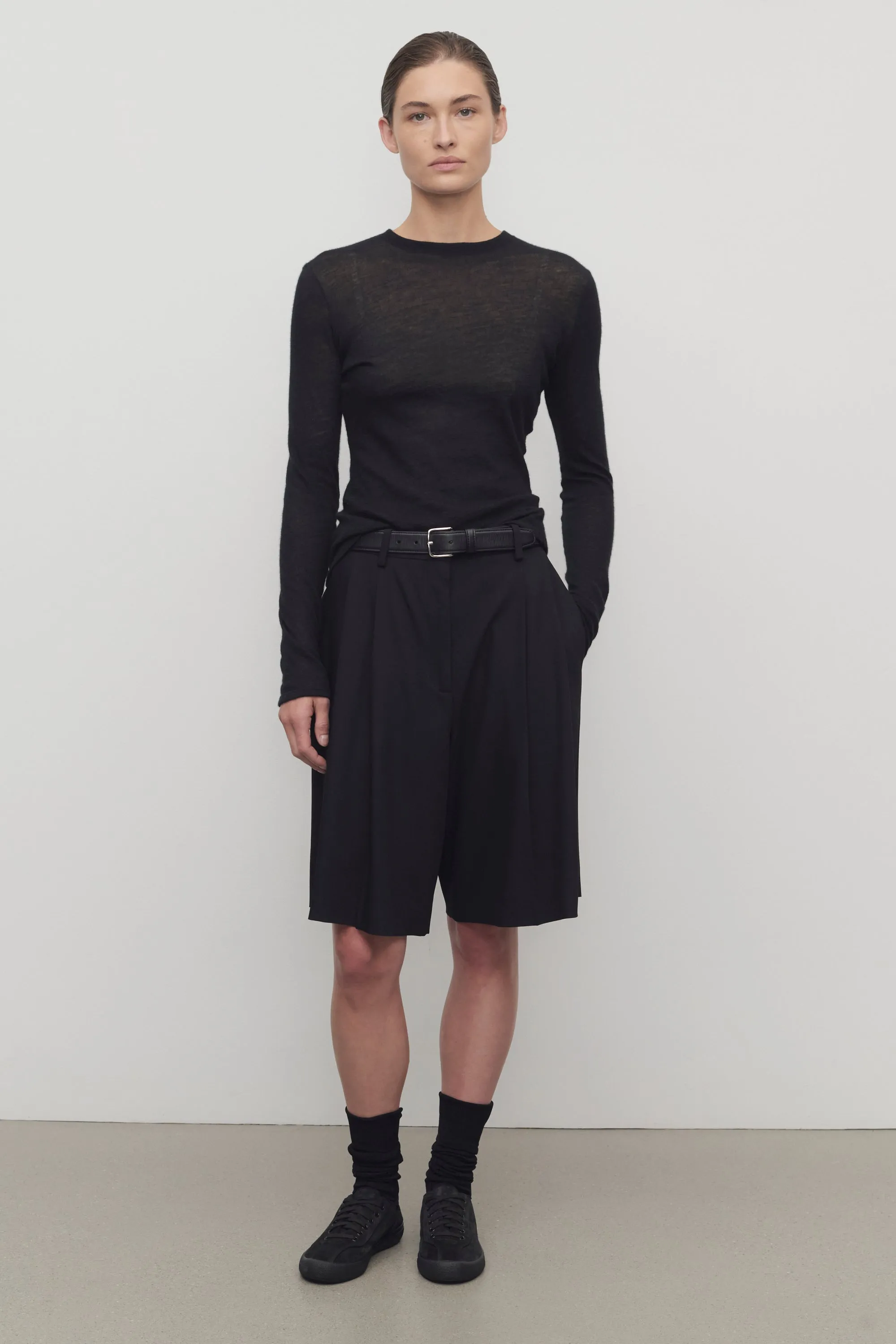 Vesperis Short in Virgin Wool sold by The Row product image thumbnail 3