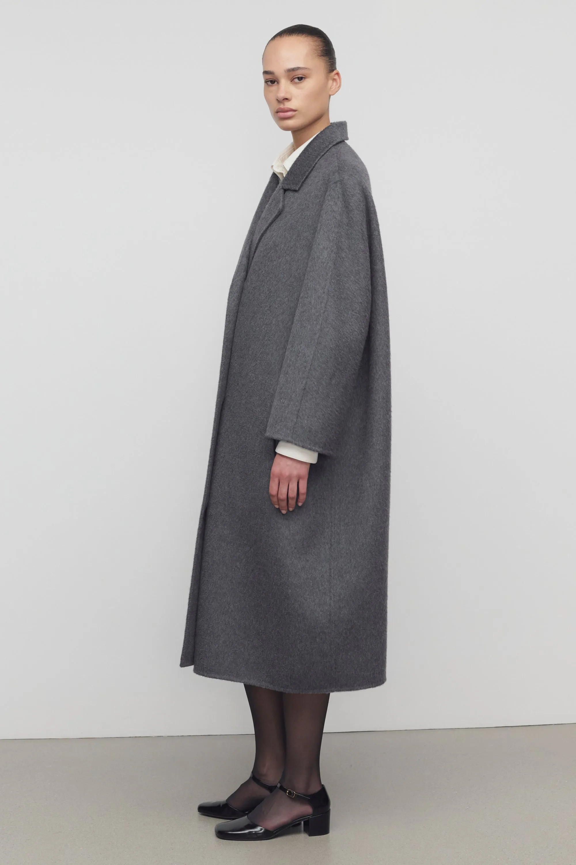 Gustaf Coat in Cashmere sold by The Row product image thumbnail 4