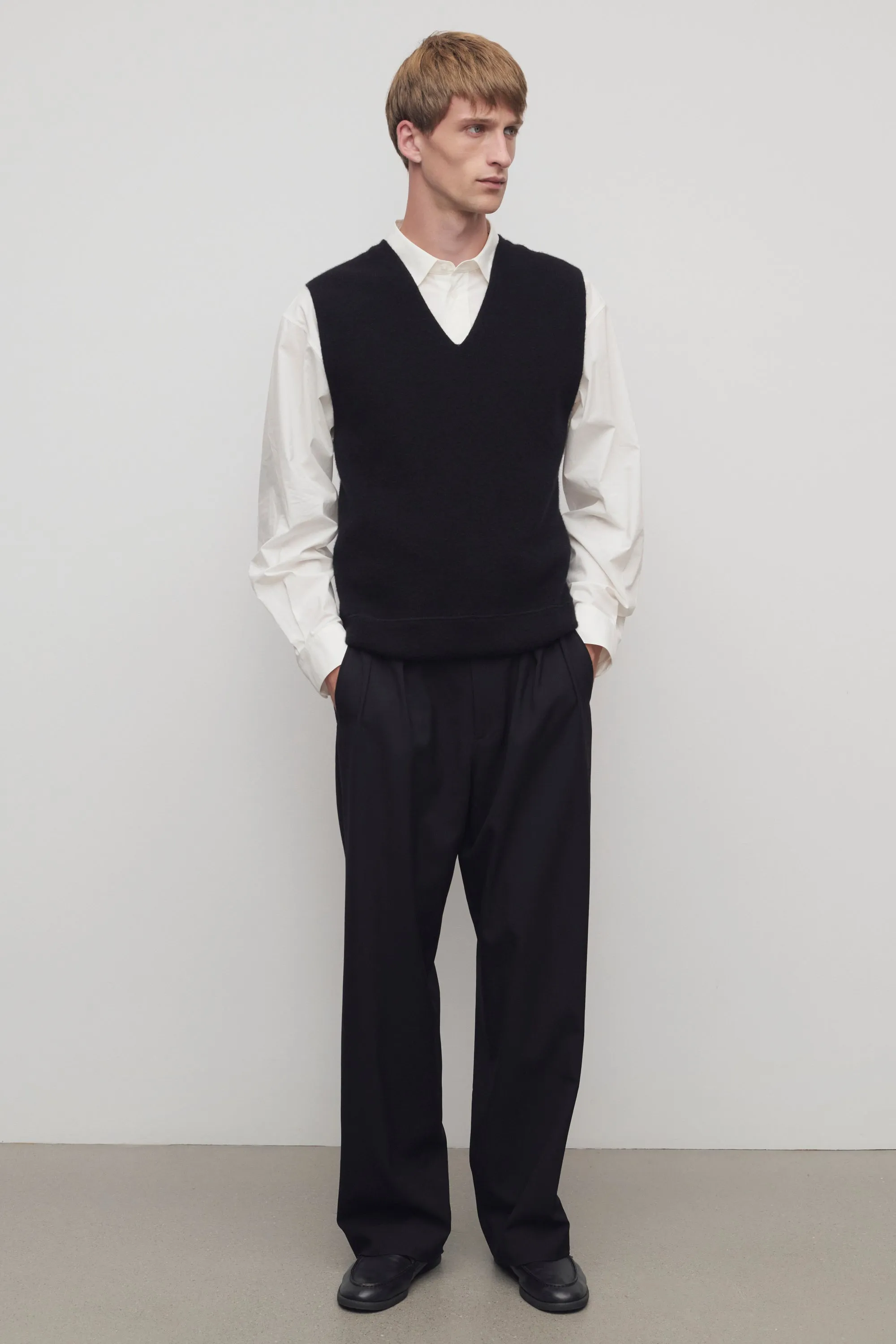 Corley Pant in Wool sold by The Row product image thumbnail 3