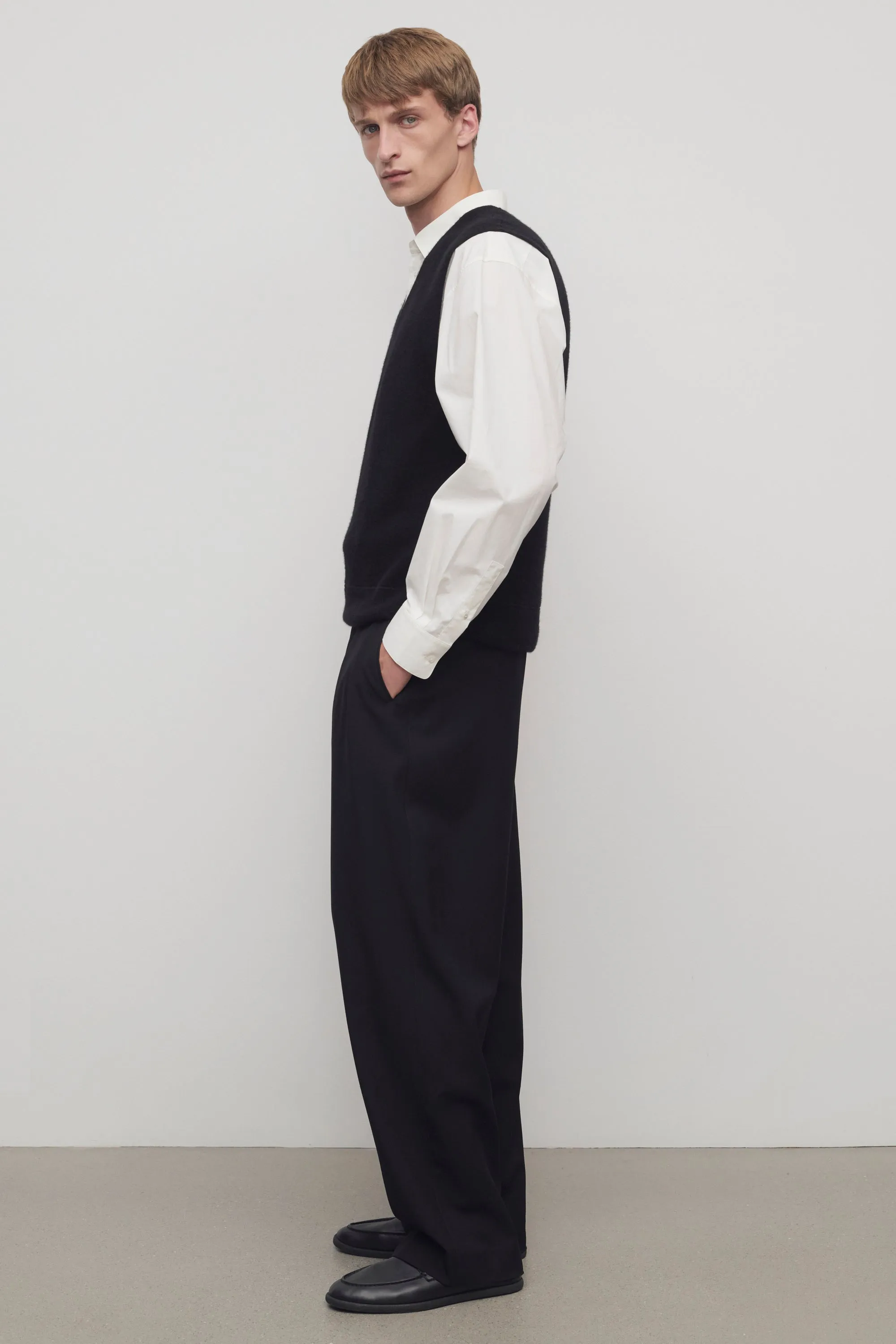 Corley Pant in Wool sold by The Row product image thumbnail 4