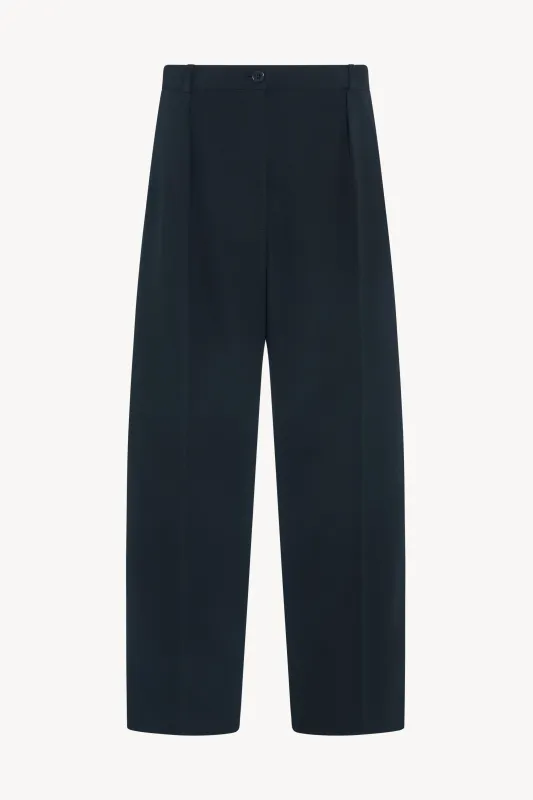 Darios Pant made by The Row