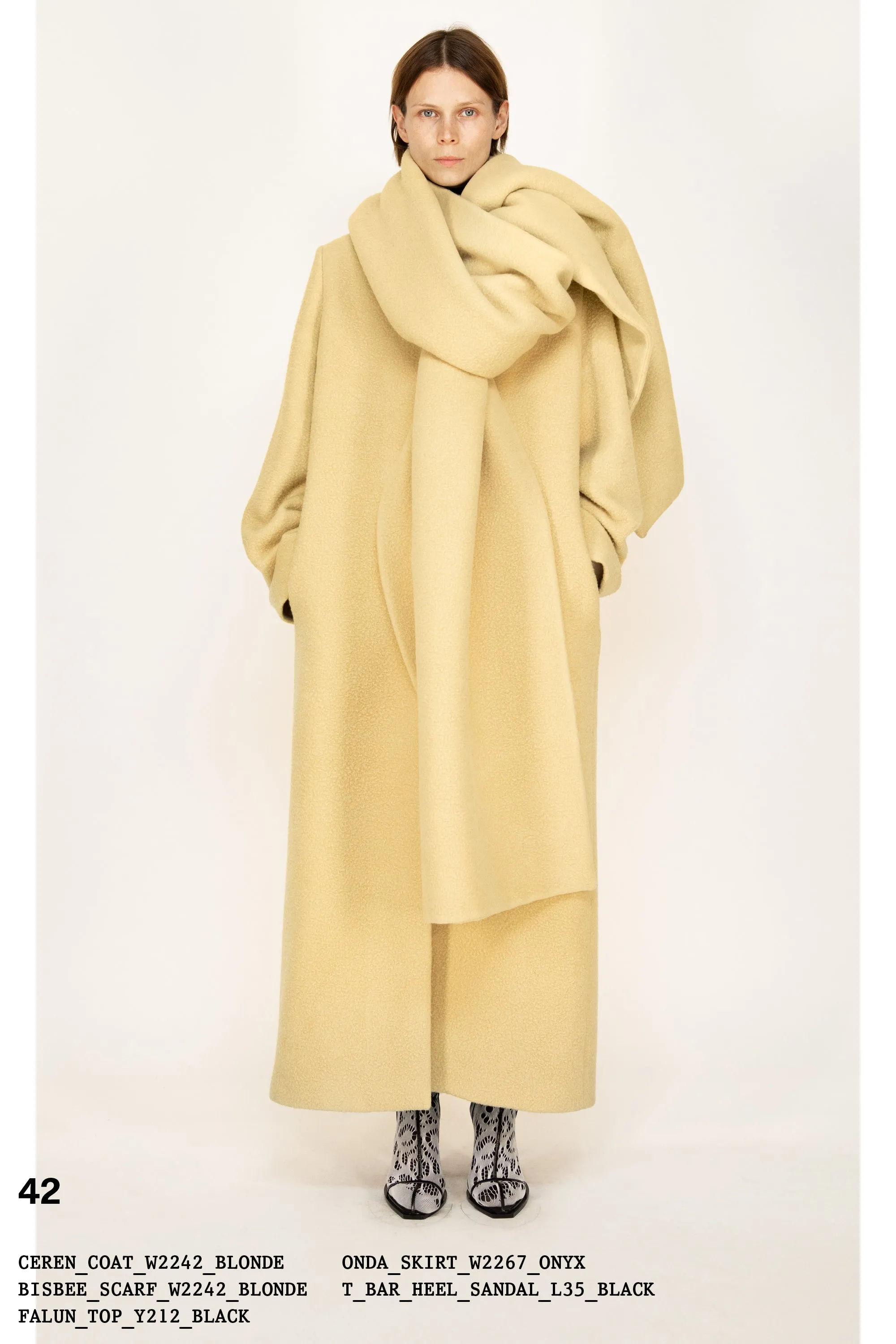 :: Fall 2022 :: Look 42 sold by The Row