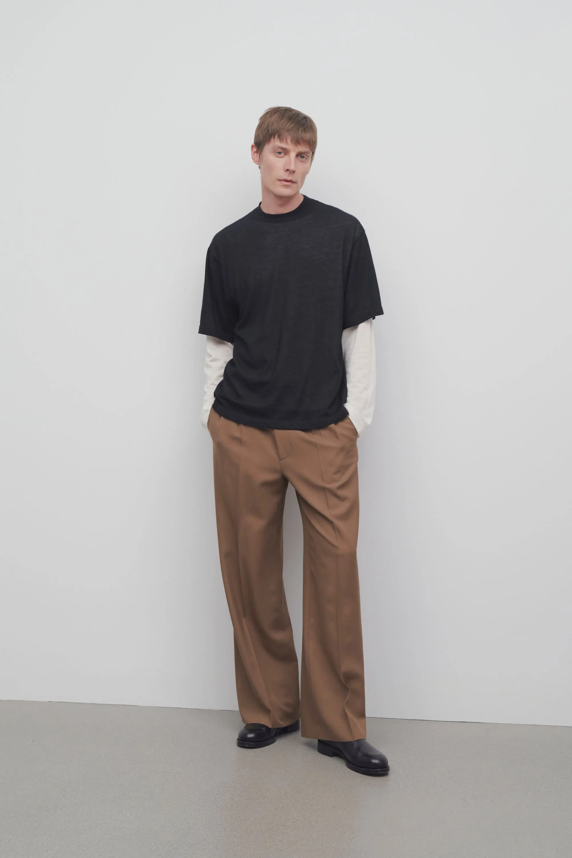 Holl Pant in Virgin Wool sold by The Row product image thumbnail 3