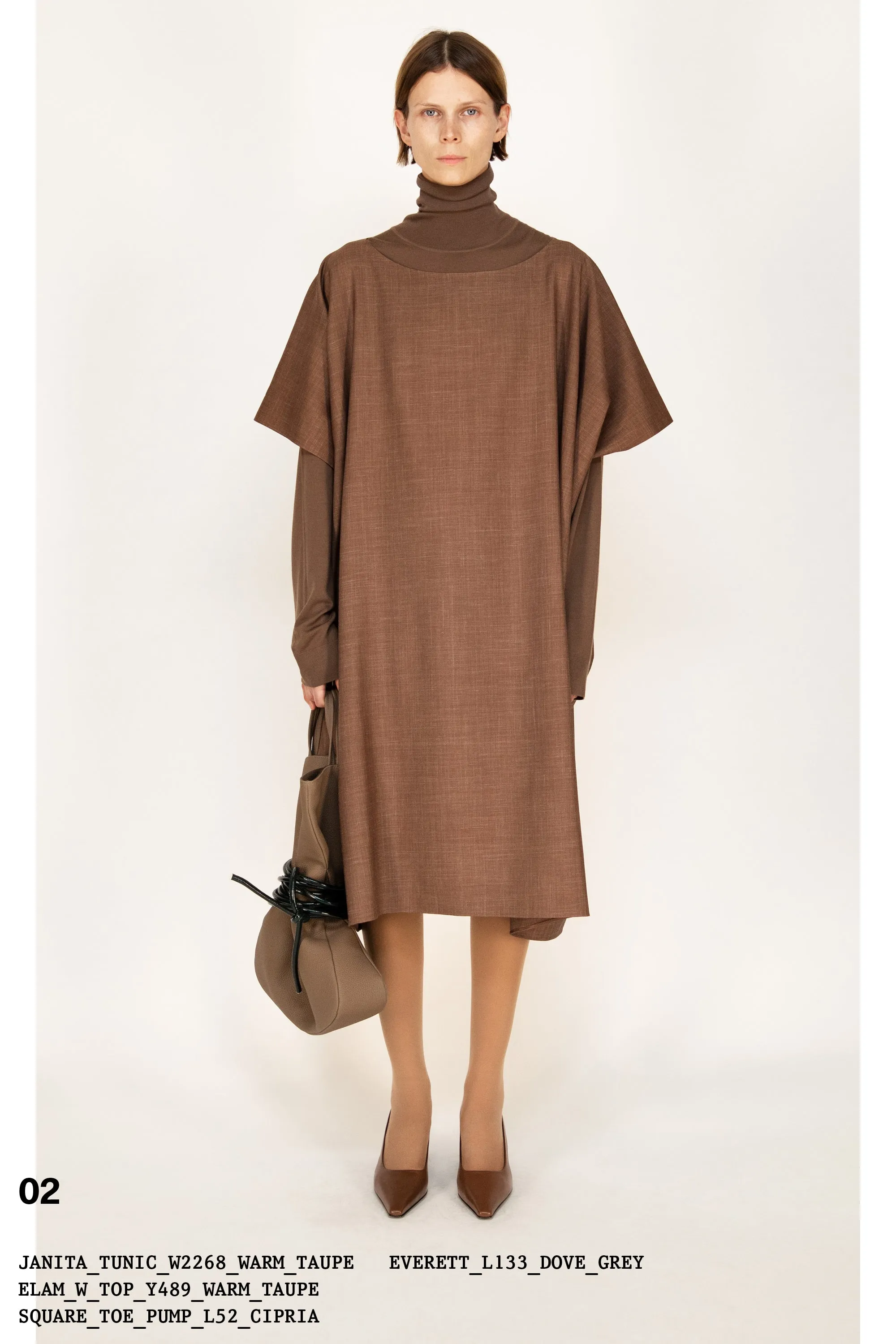 :: Fall 2022 :: Look 2 sold by The Row