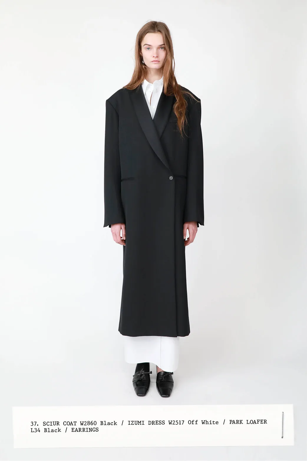 :: Spring 2024 :: Look 37 sold by The Row