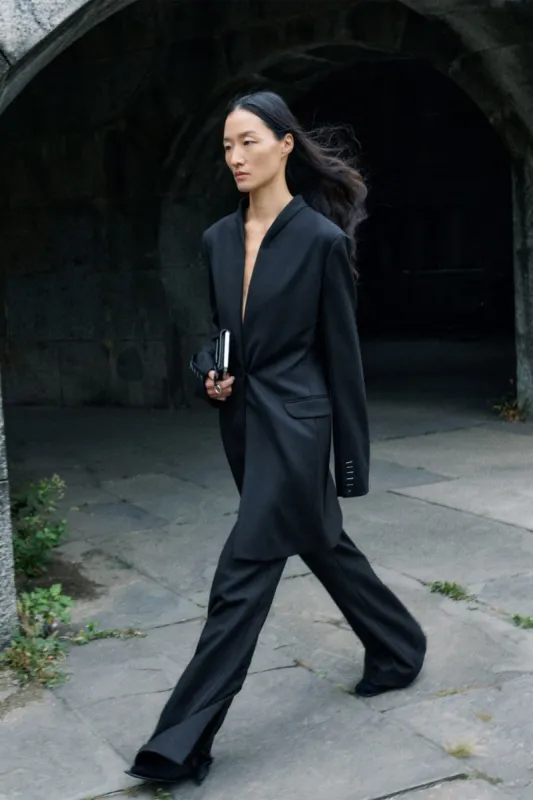 :: Summer 2022 :: Look 8 sold by The Row