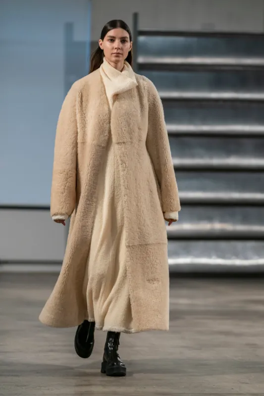 :: Women's Fall 2019 :: Look 29 sold by The Row