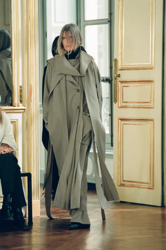 :: Winter 2022 :: Look 14 sold by The Row