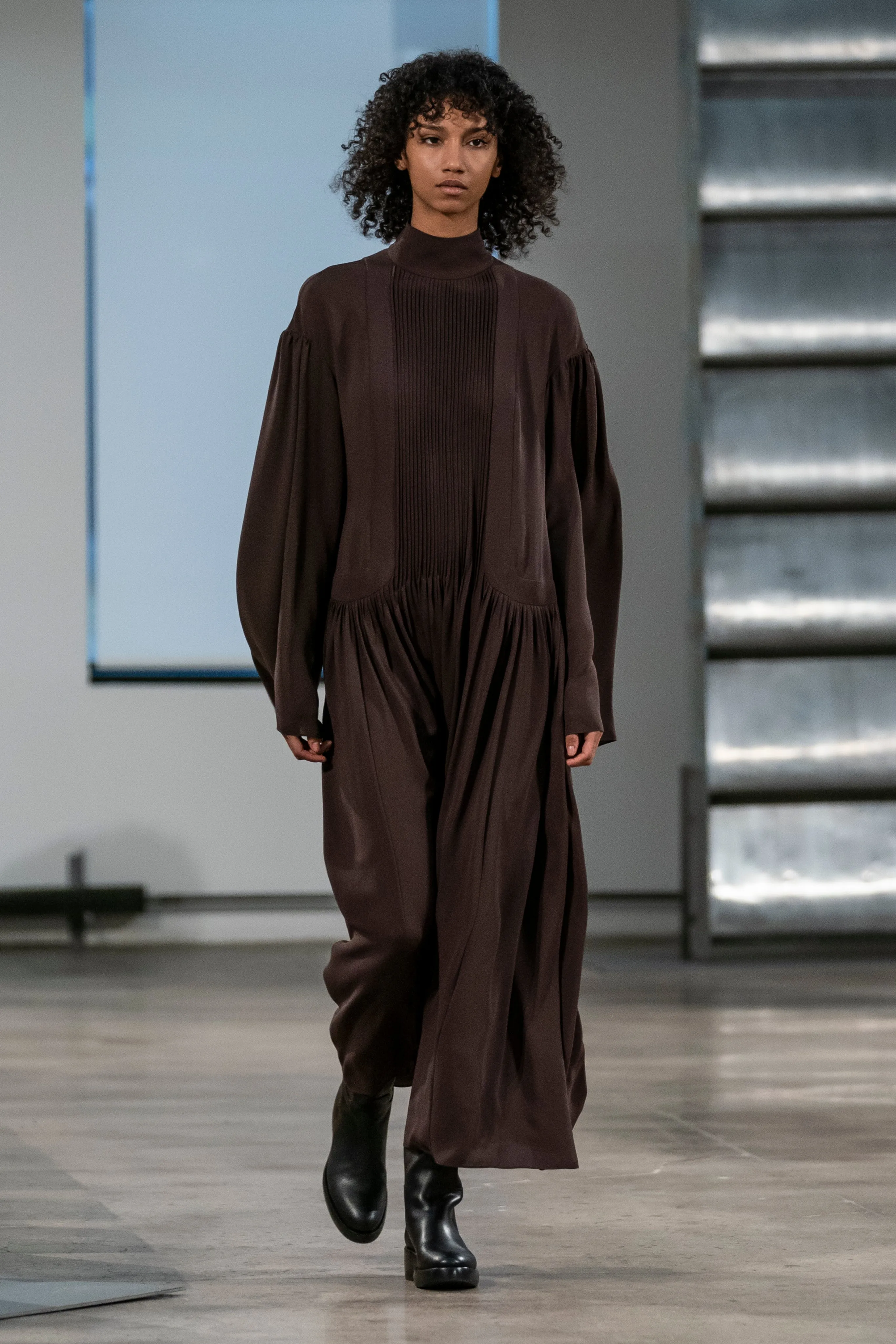 :: Women's Fall 2019 :: Look 16 sold by The Row
